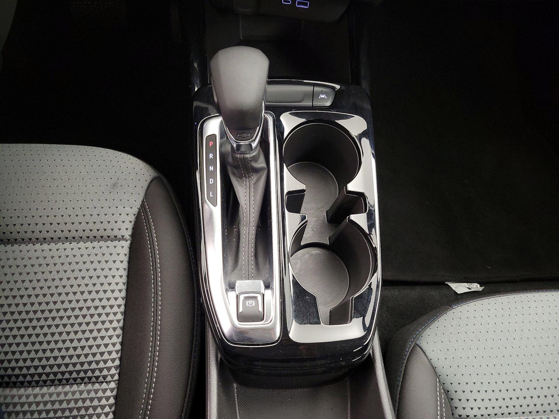 Thumbnail: 2025 Chevrolet Trax - 17