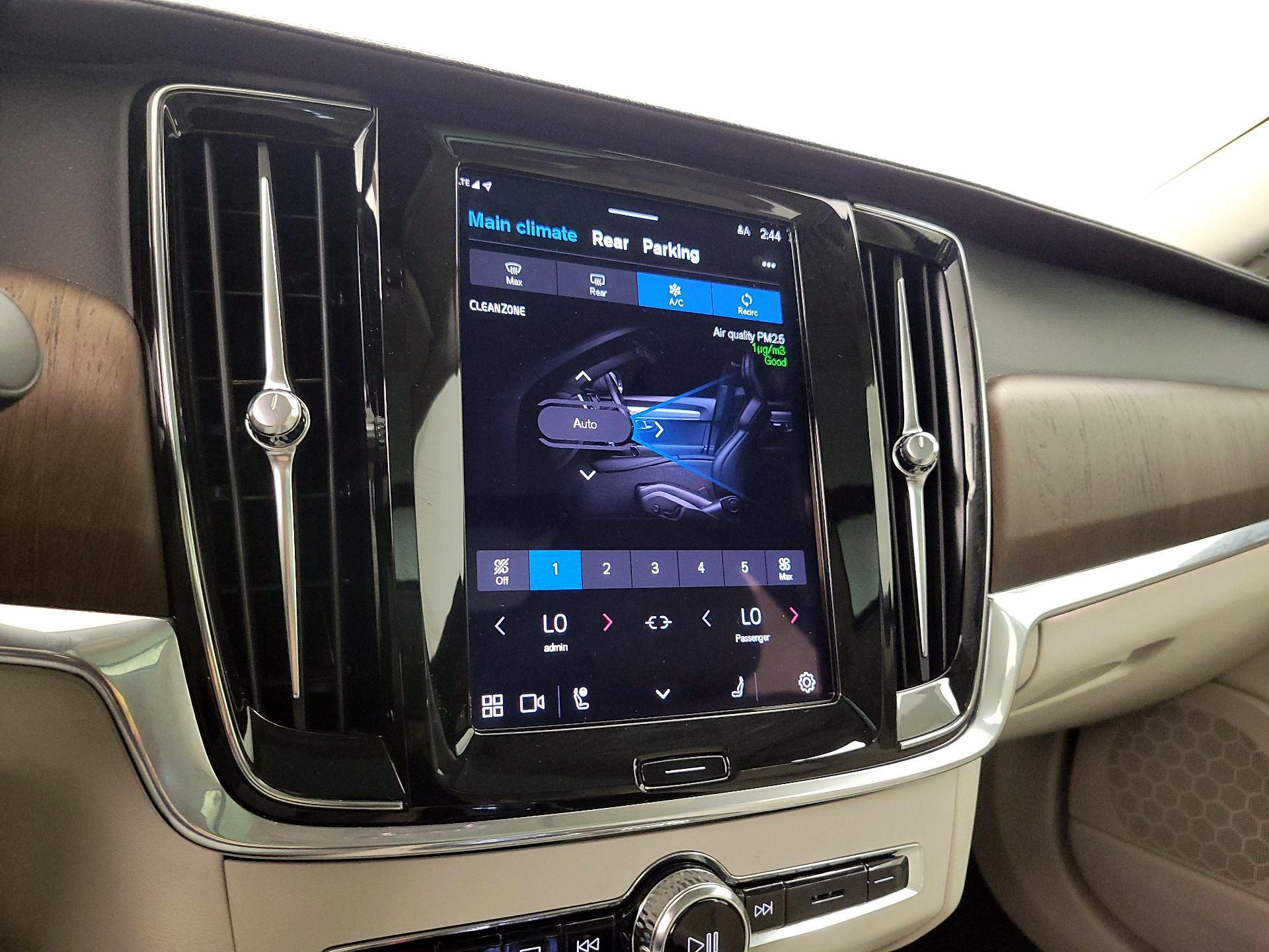 Thumbnail: 2022 Volvo S90 - 17