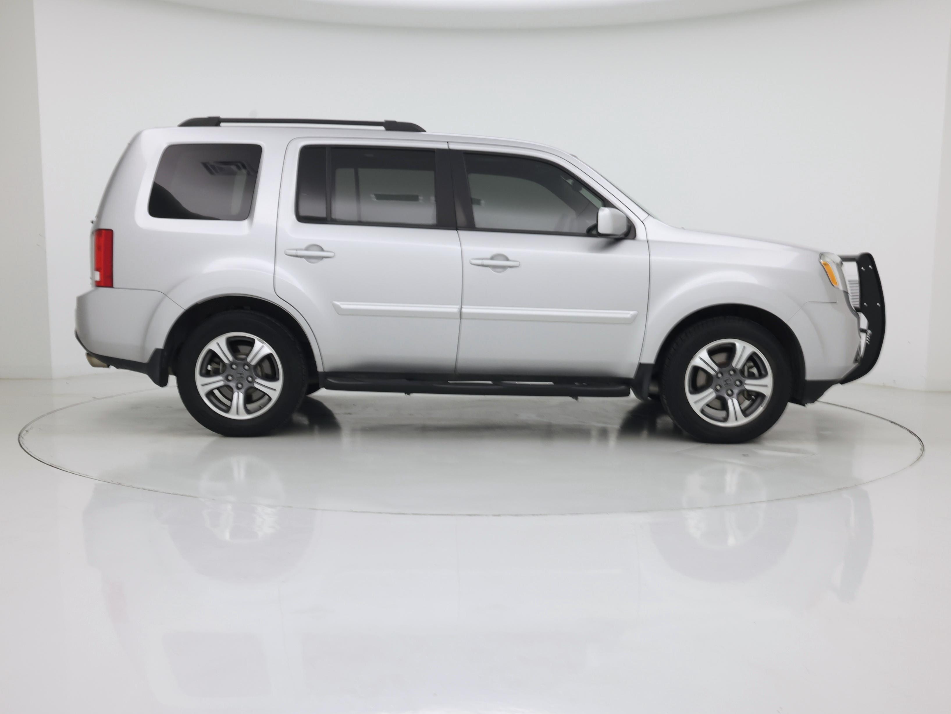 Thumbnail: 2015 Honda Pilot - 7
