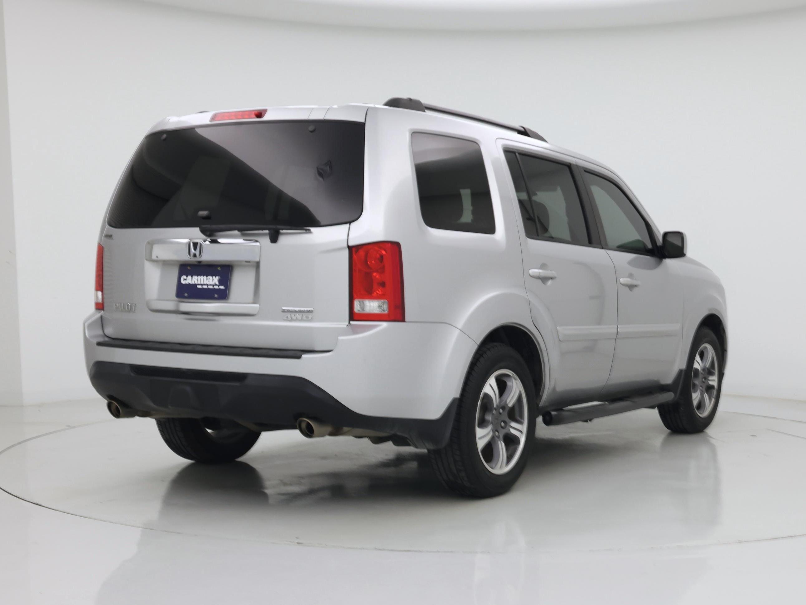 Thumbnail: 2015 Honda Pilot - 8