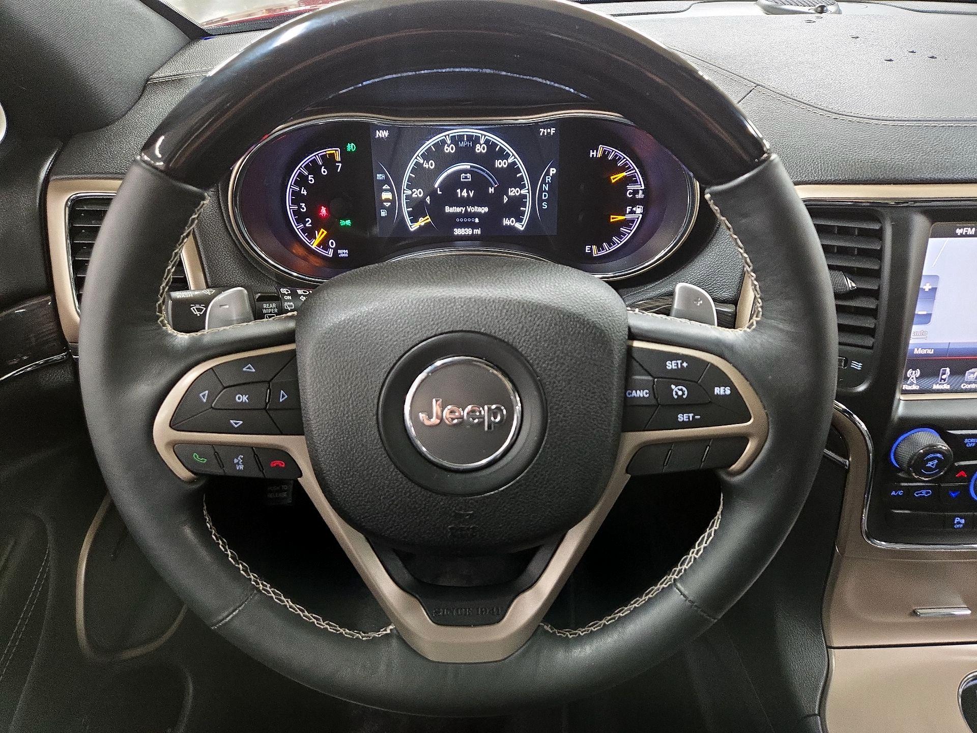 Thumbnail: 2015 Jeep Grand Cherokee - 10