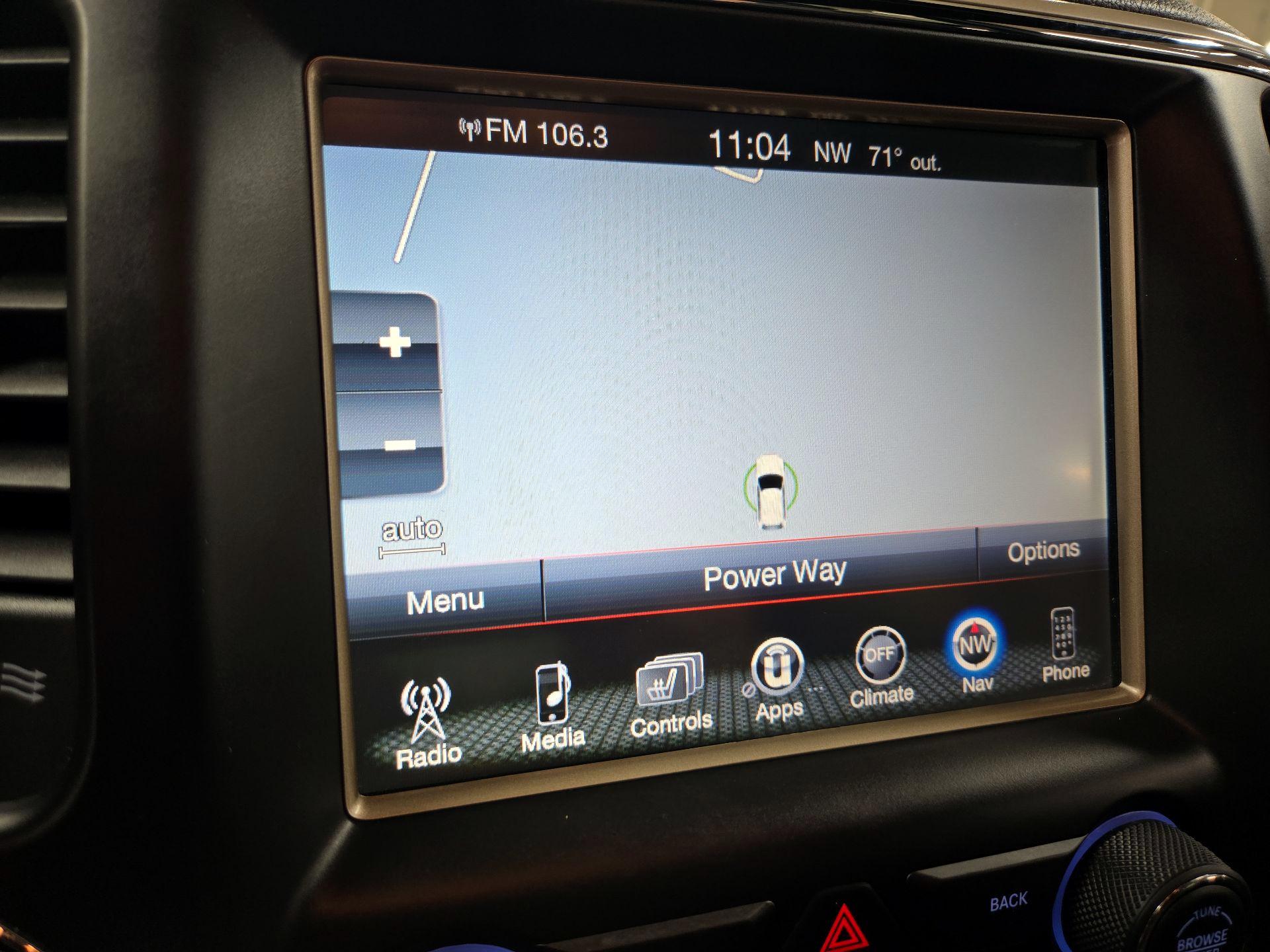 Thumbnail: 2015 Jeep Grand Cherokee - 14