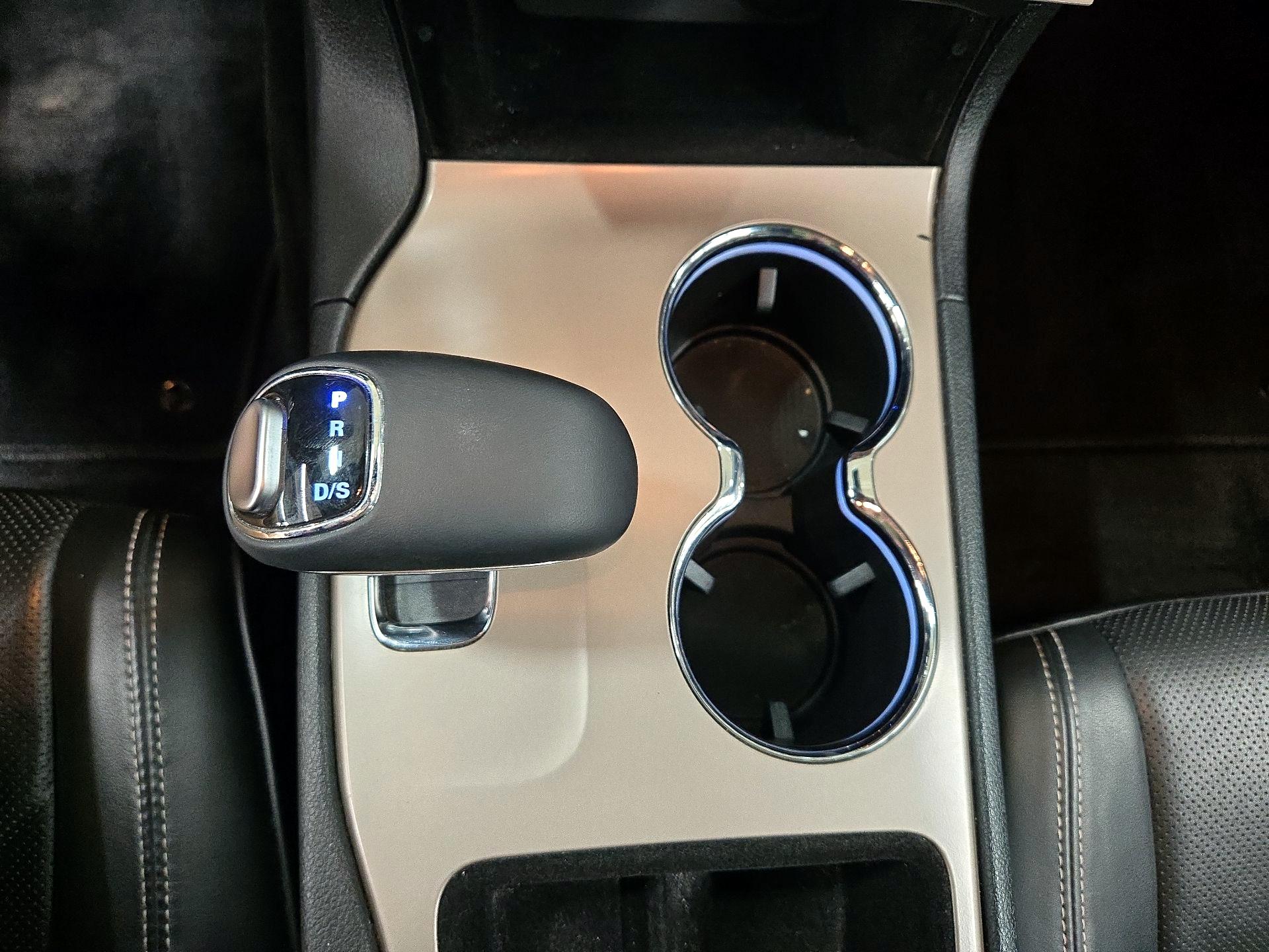 Thumbnail: 2015 Jeep Grand Cherokee - 18