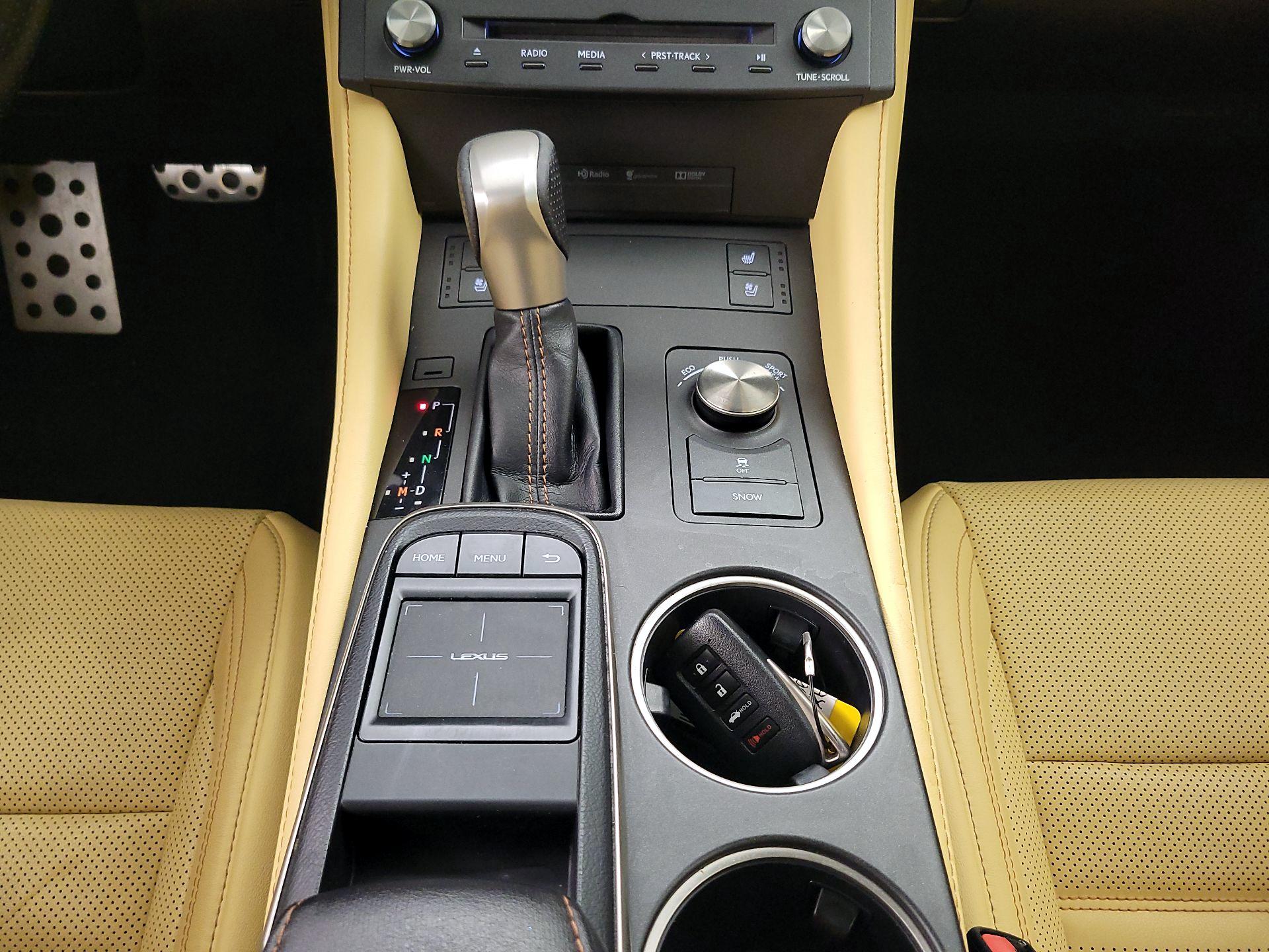 Thumbnail: 2015 Lexus RC - 18