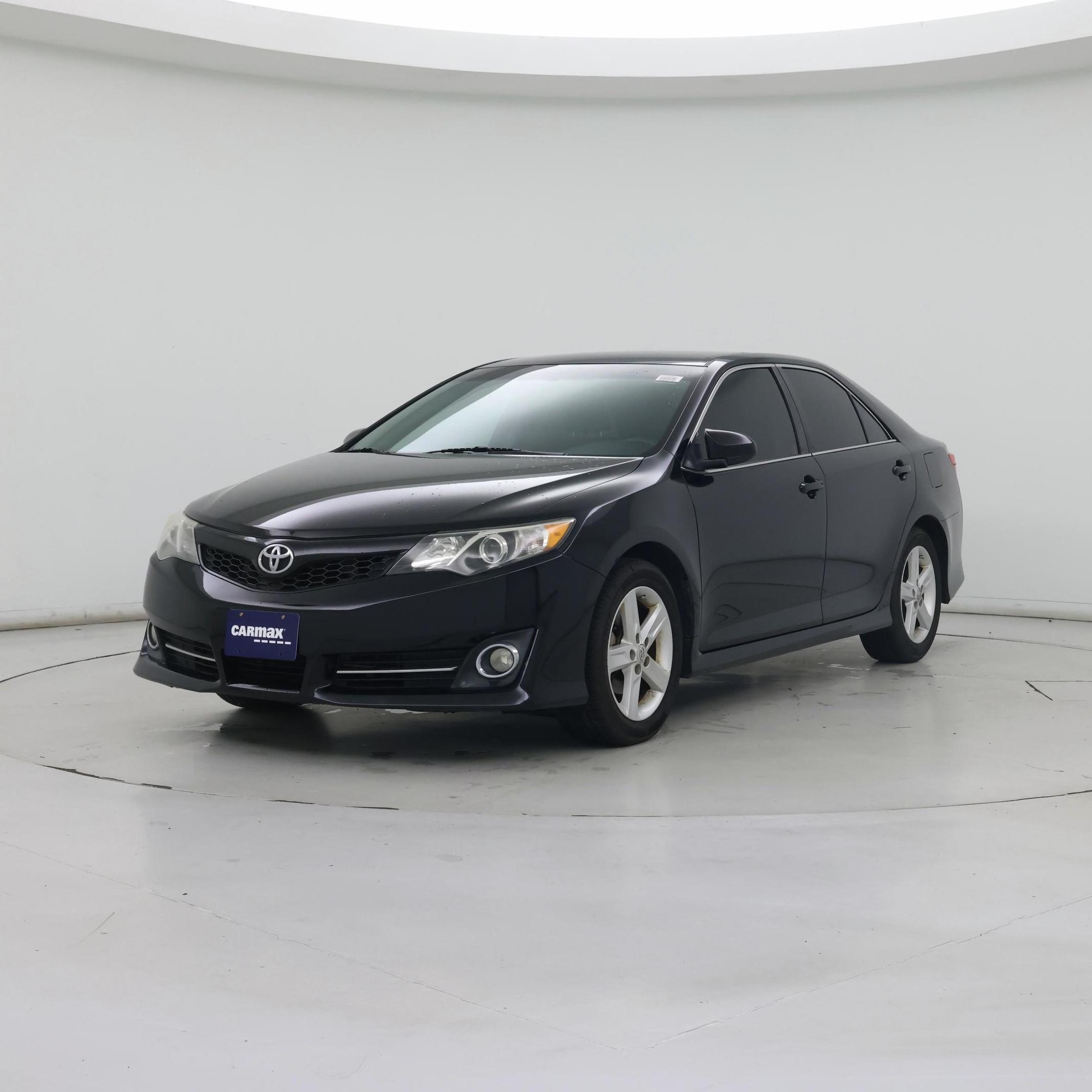 Thumbnail: 2014 Toyota Camry - 4