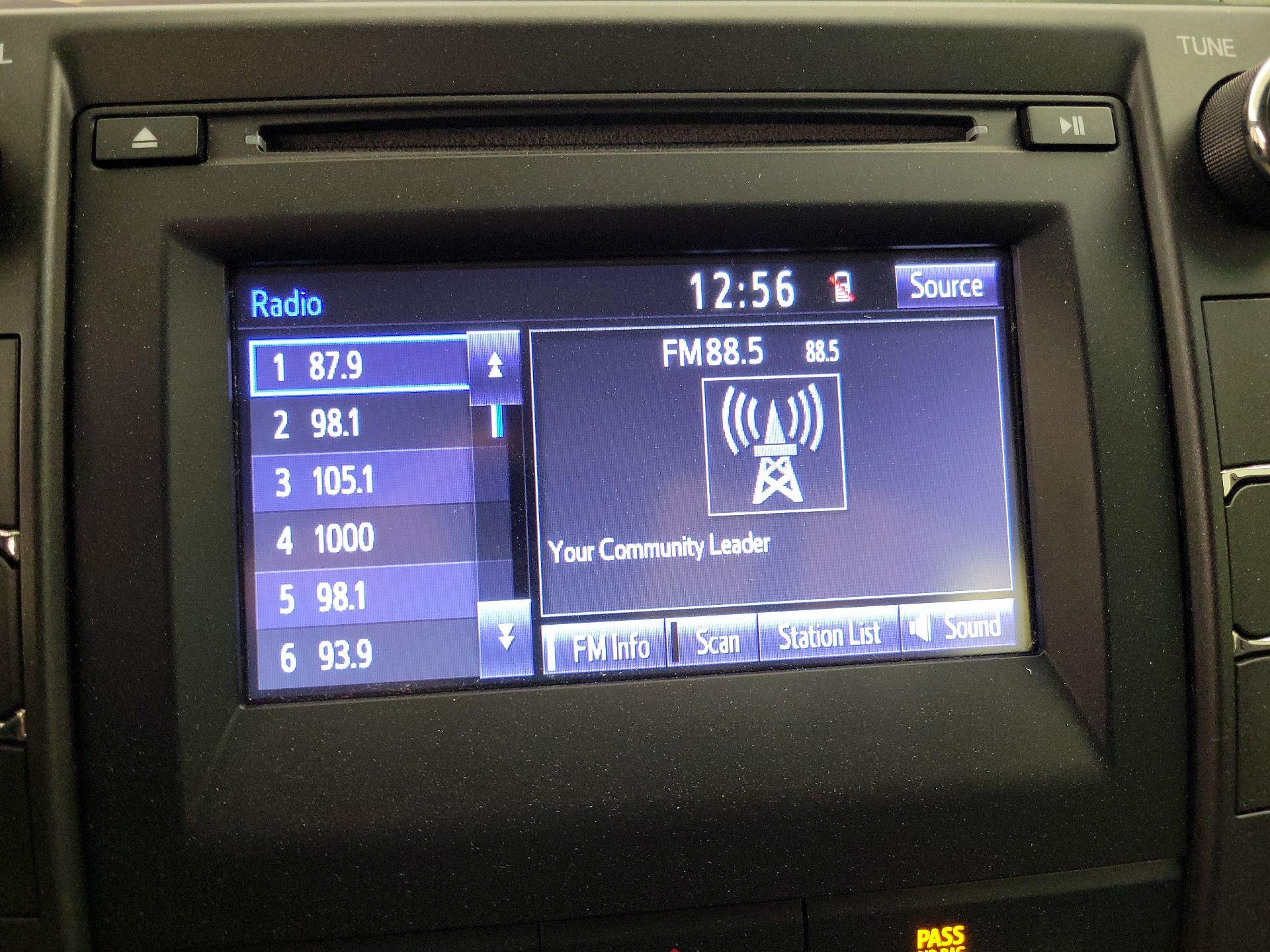 Thumbnail: 2017 Toyota Camry - 14