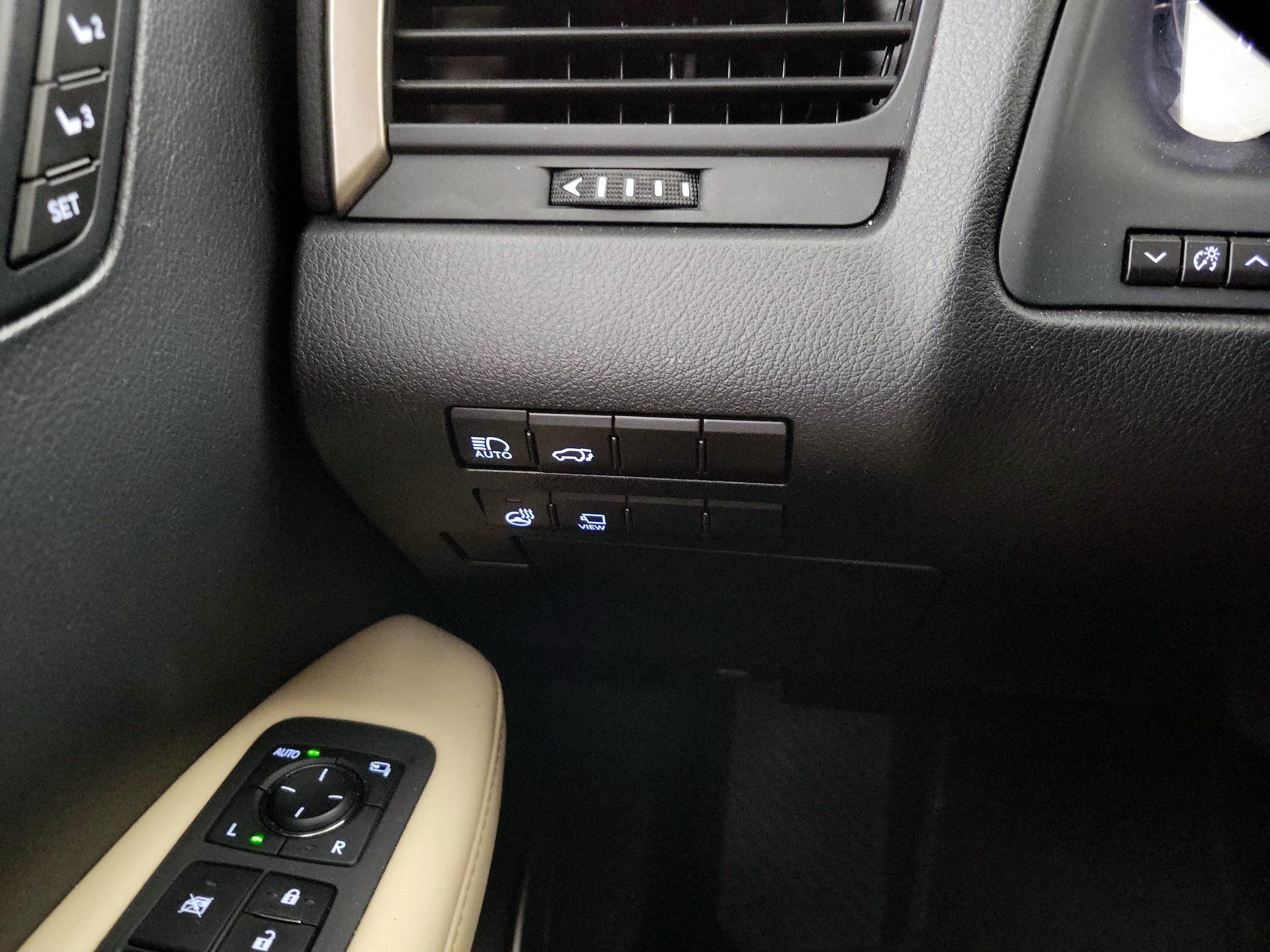 Thumbnail: 2022 Lexus RX - 13