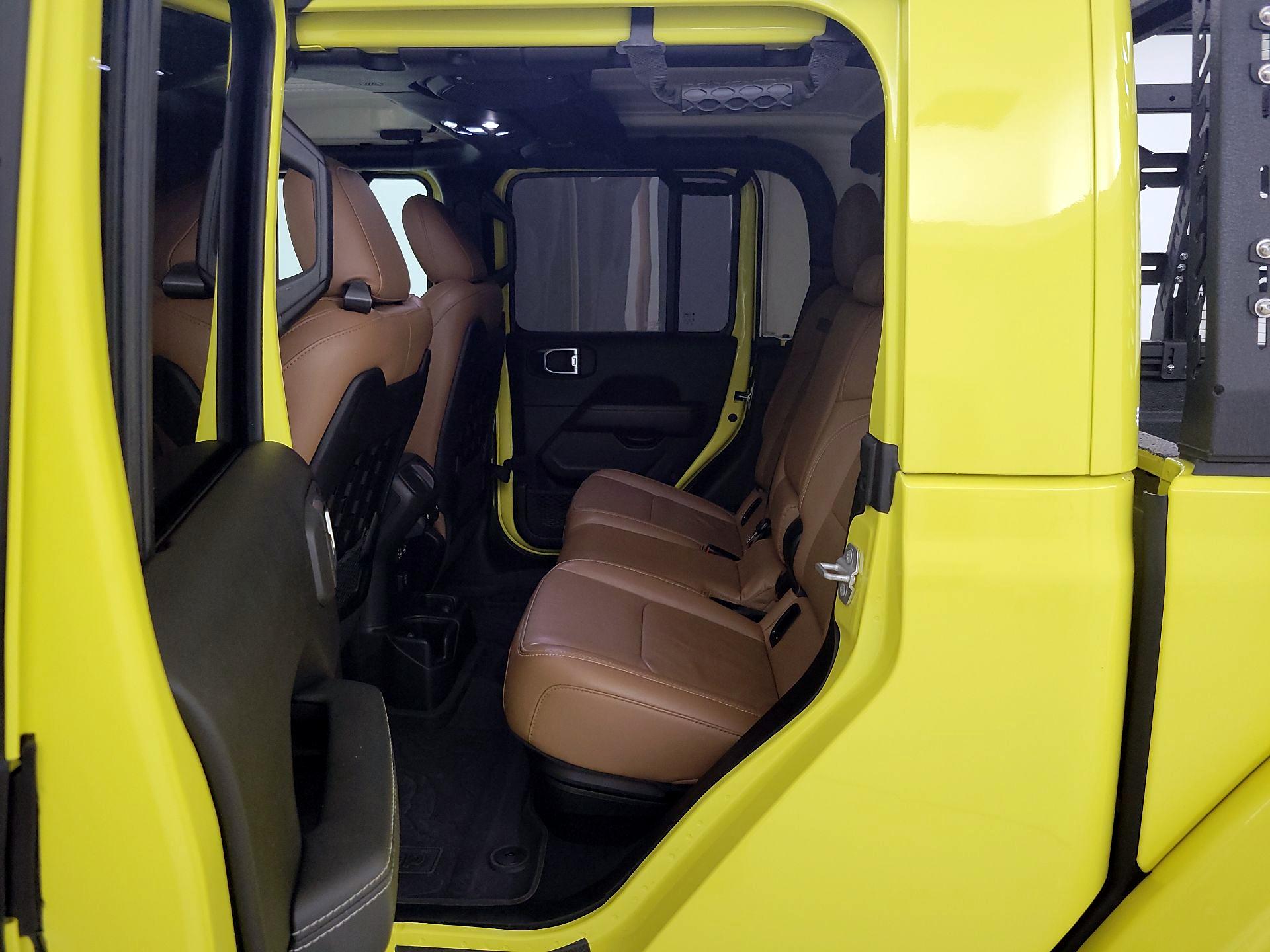 Thumbnail: 2023 Jeep Gladiator - 19