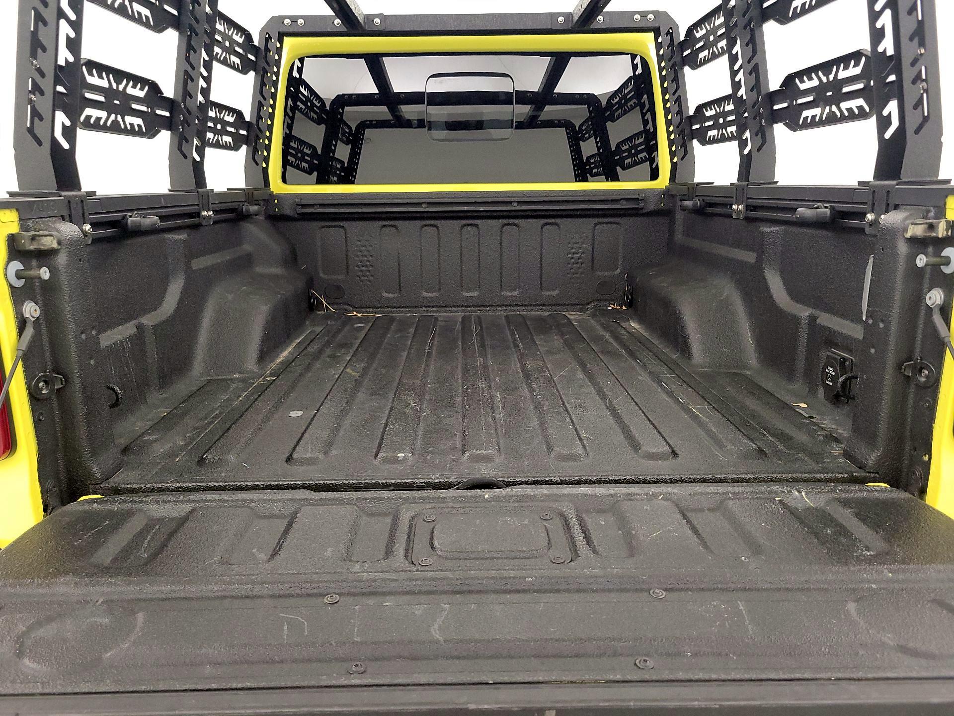 Thumbnail: 2023 Jeep Gladiator - 20