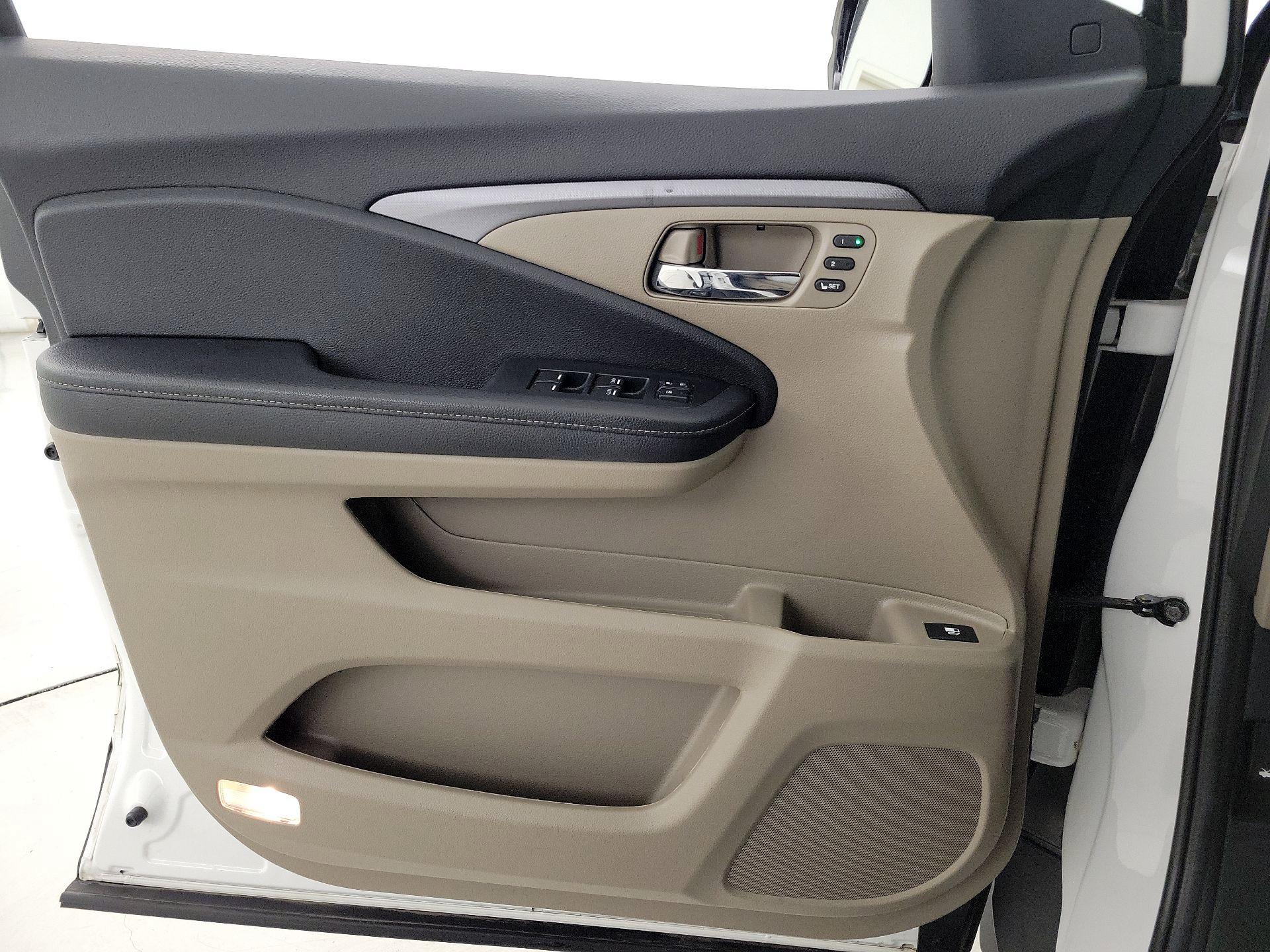 Thumbnail: 2023 Honda Ridgeline - 12