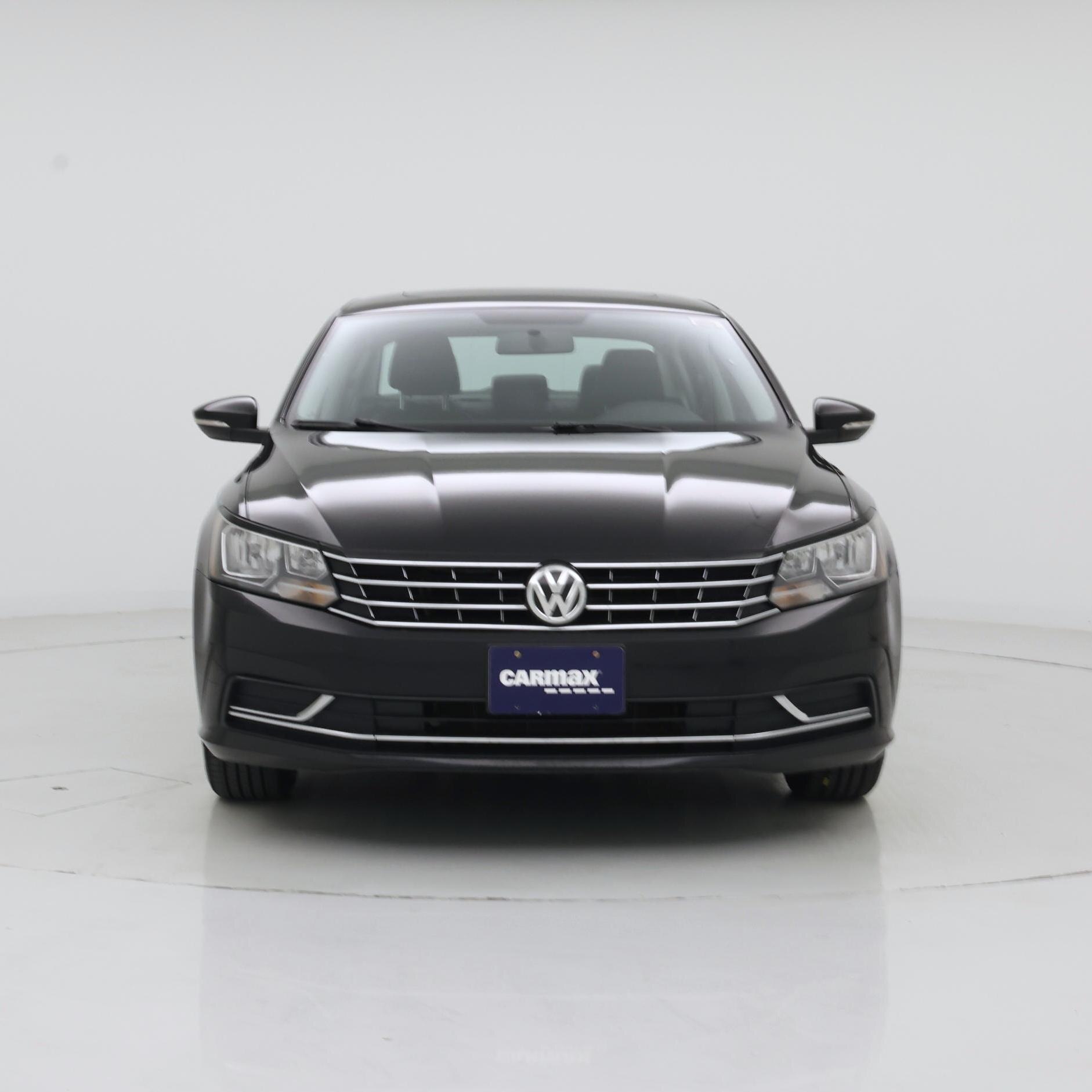 Thumbnail: 2017 Volkswagen Passat - 5