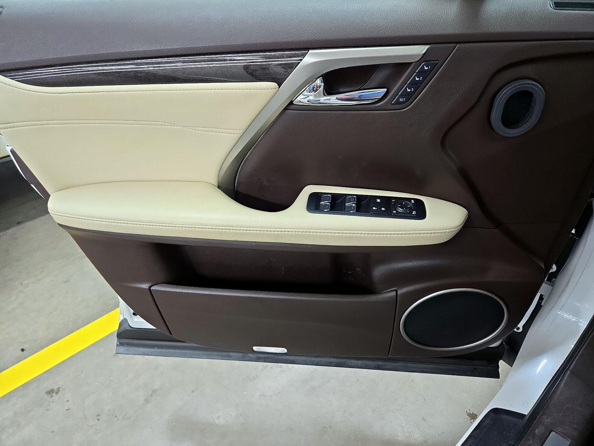 Thumbnail: 2017 Lexus RX - 12