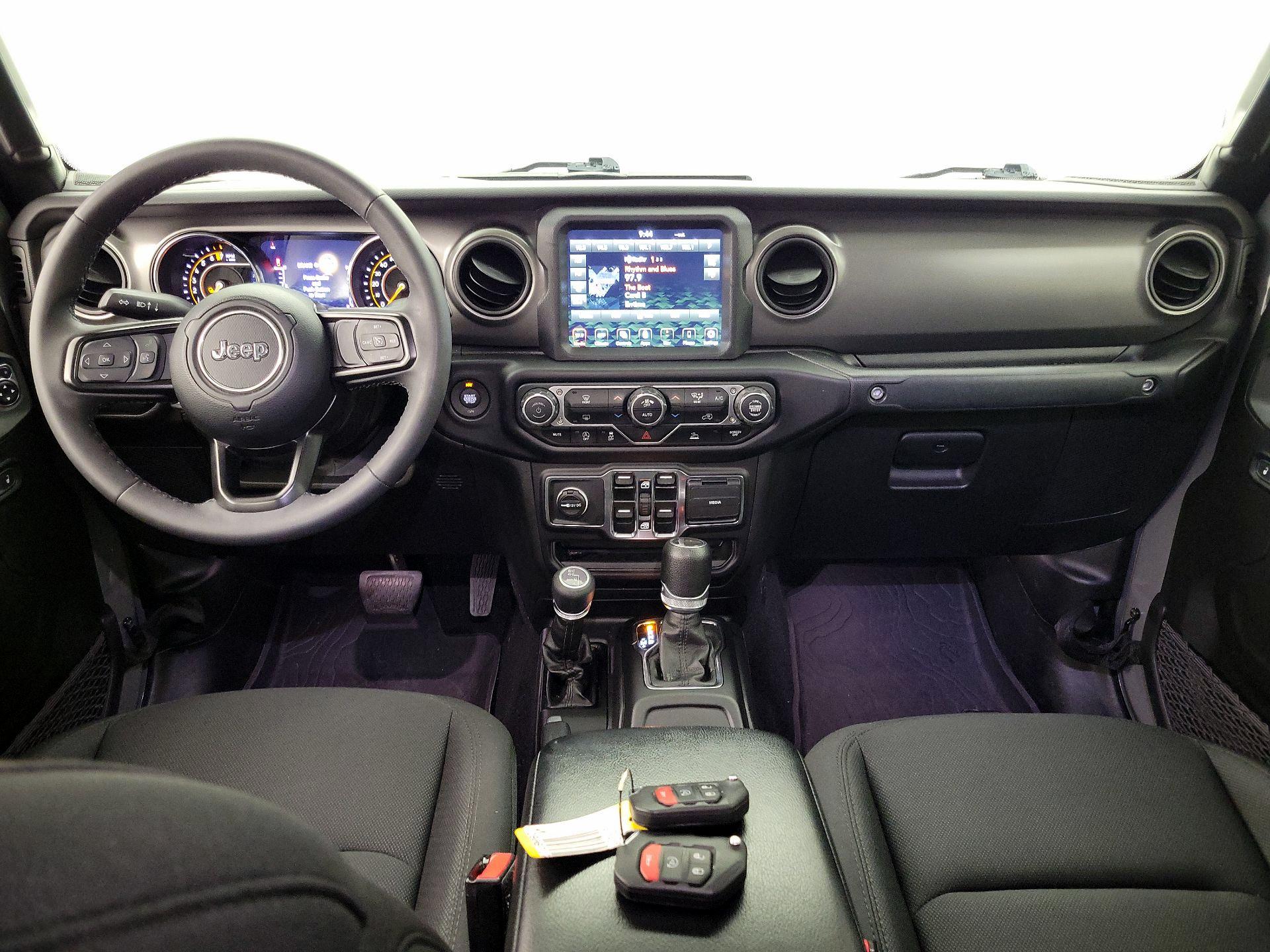 Thumbnail: 2023 Jeep Gladiator - 9