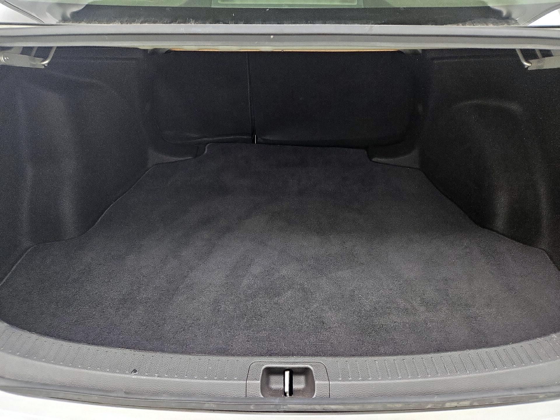 Thumbnail: 2022 Toyota Corolla - 19