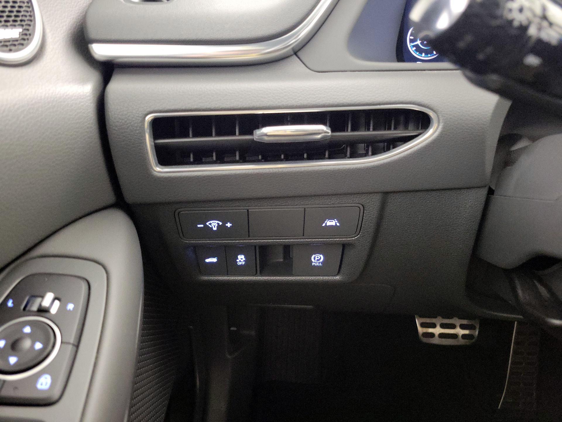 Thumbnail: 2022 Hyundai Sonata - 13