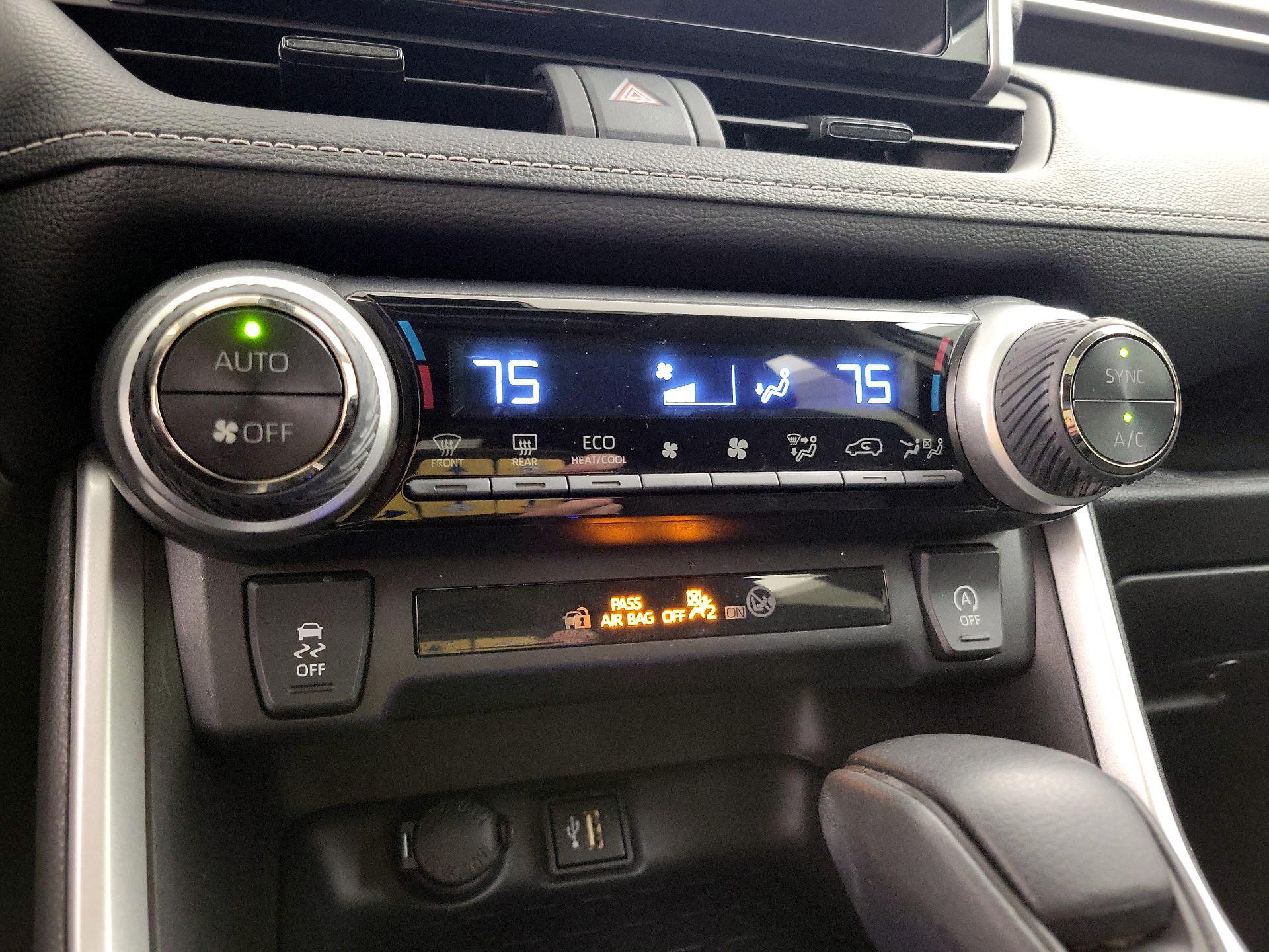 Thumbnail: 2024 Toyota RAV4 - 16