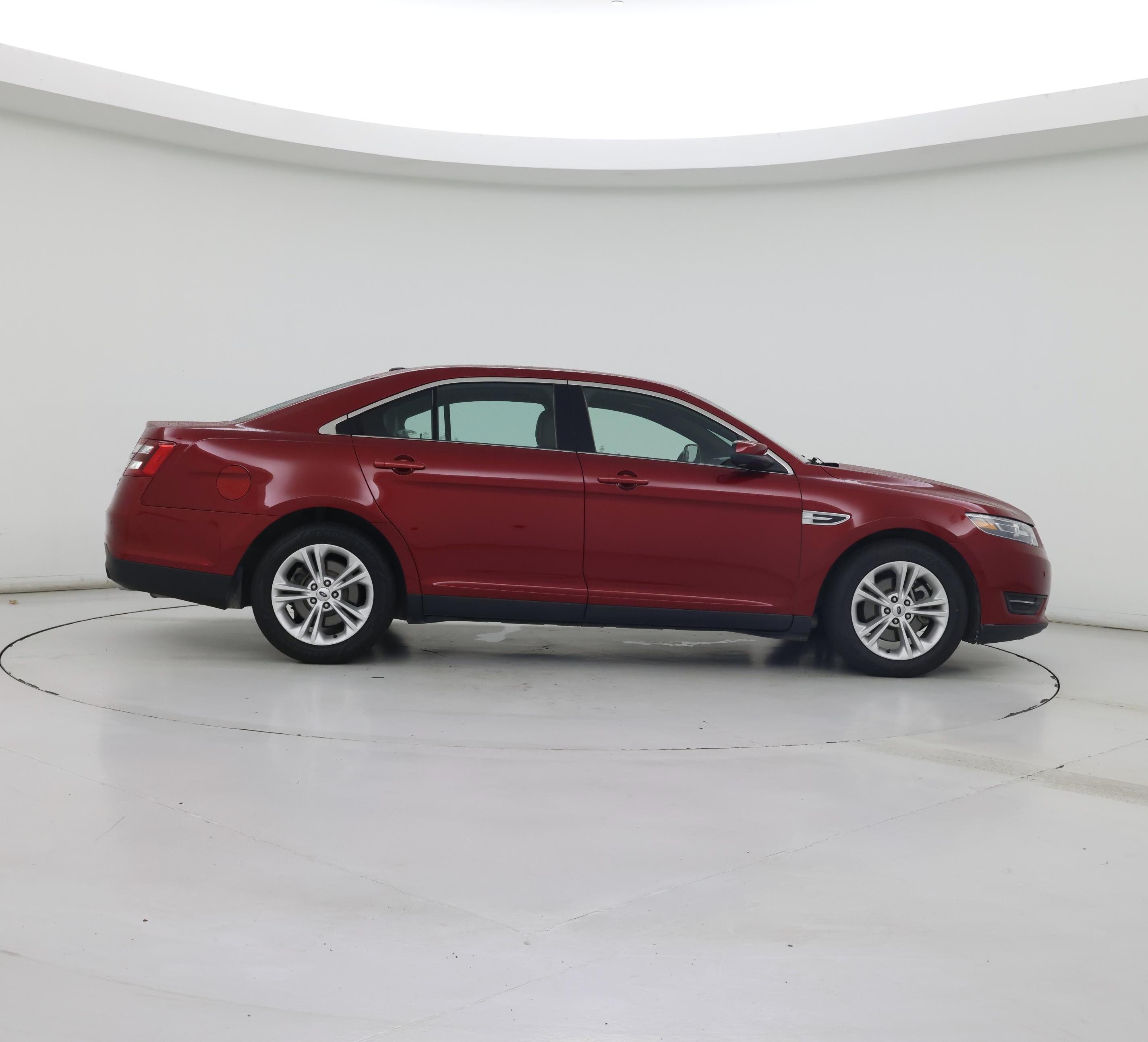 Thumbnail: 2016 Ford Taurus - 7