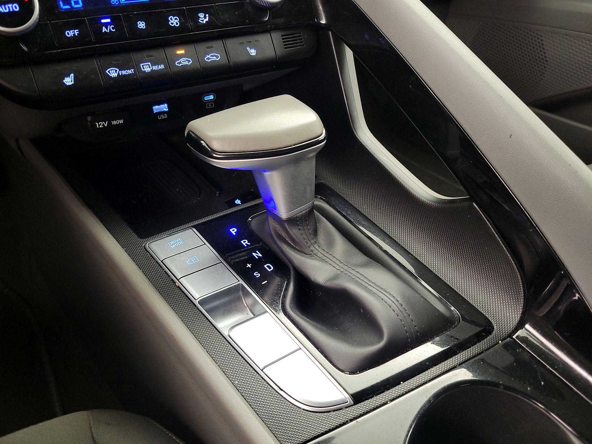 Thumbnail: 2024 Hyundai Elantra - 17