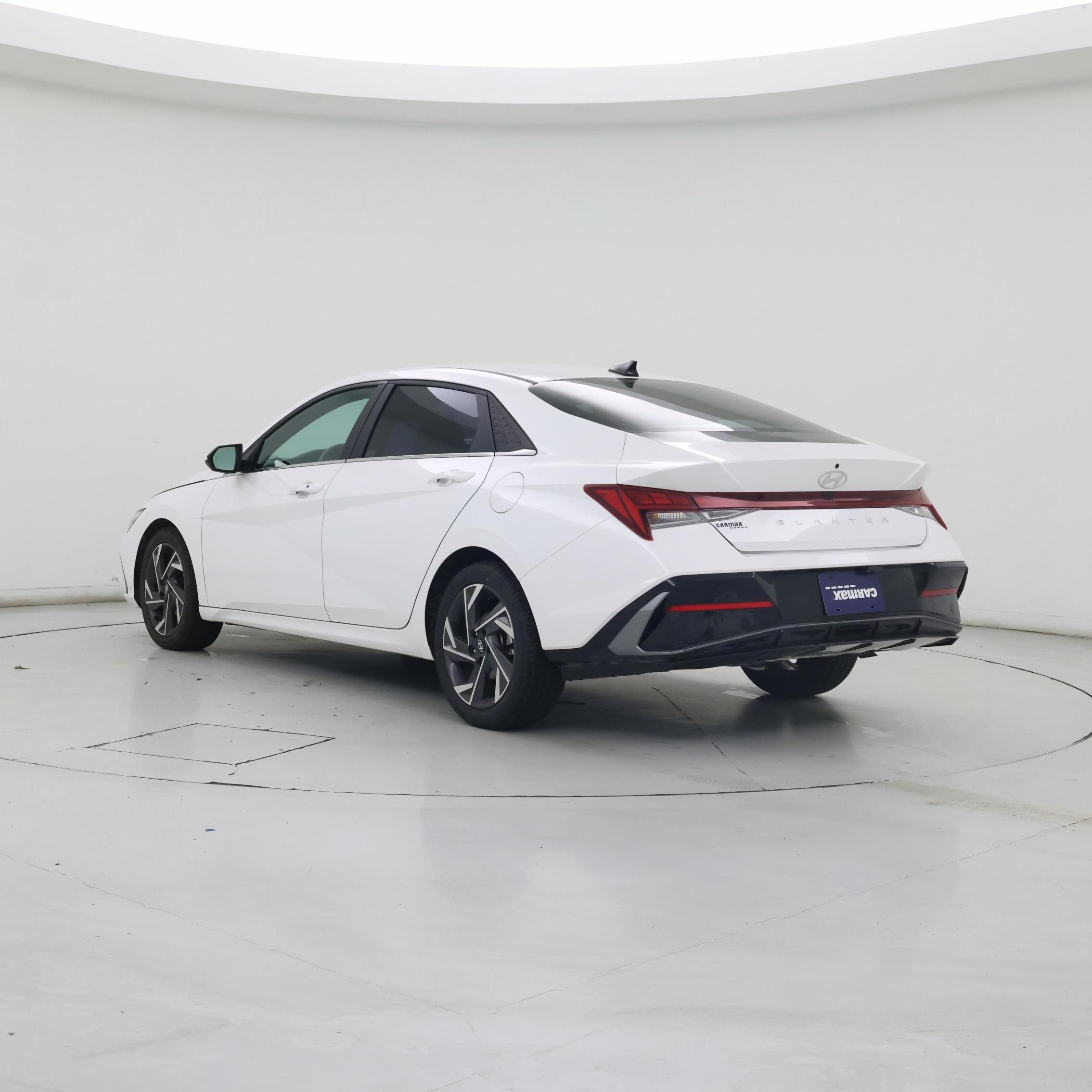 Thumbnail: 2024 Hyundai Elantra - 2