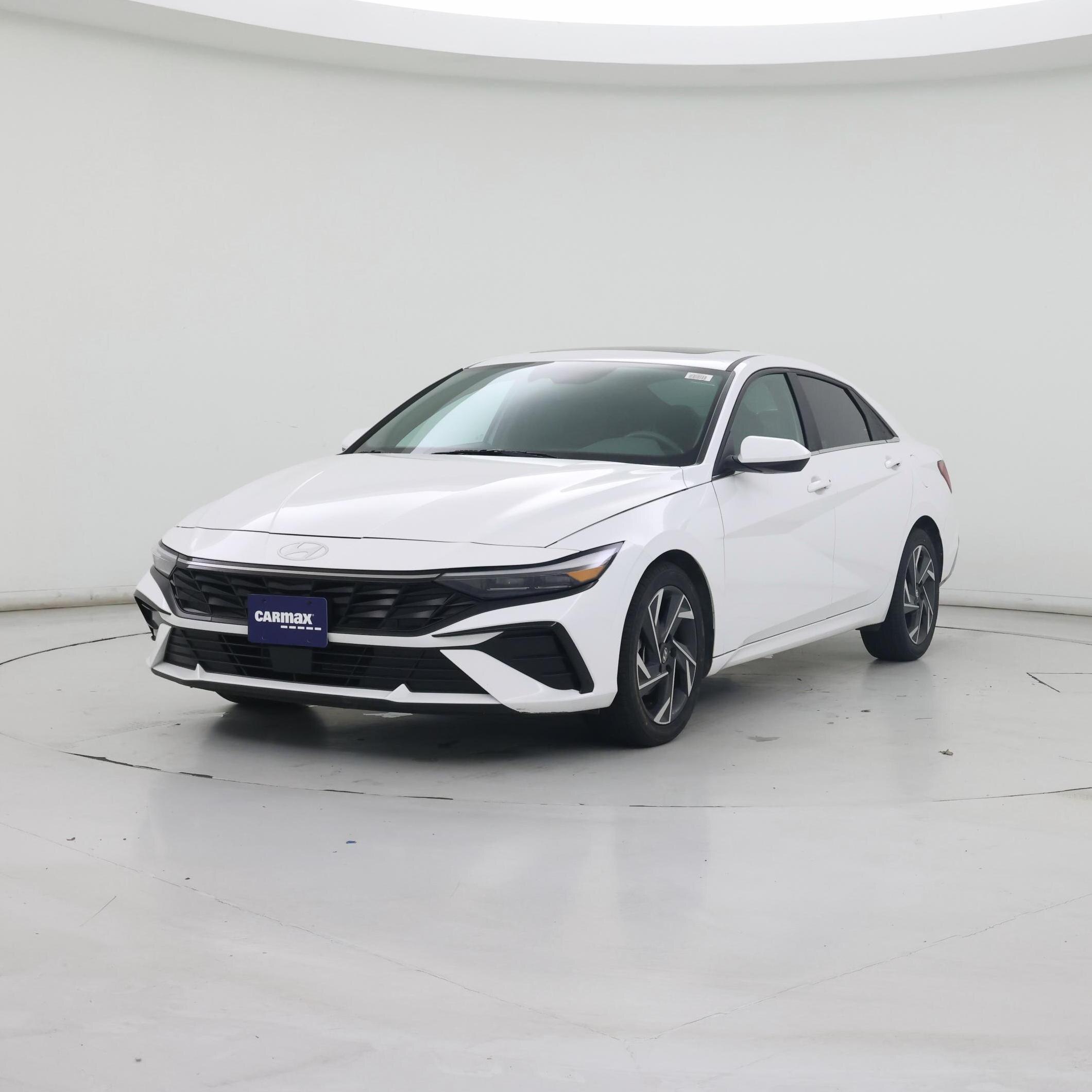 Thumbnail: 2024 Hyundai Elantra - 4