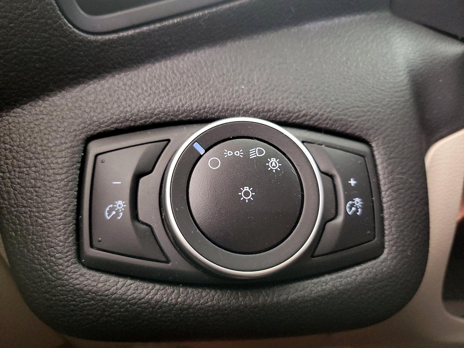 Thumbnail: 2018 Ford C-Max - 13