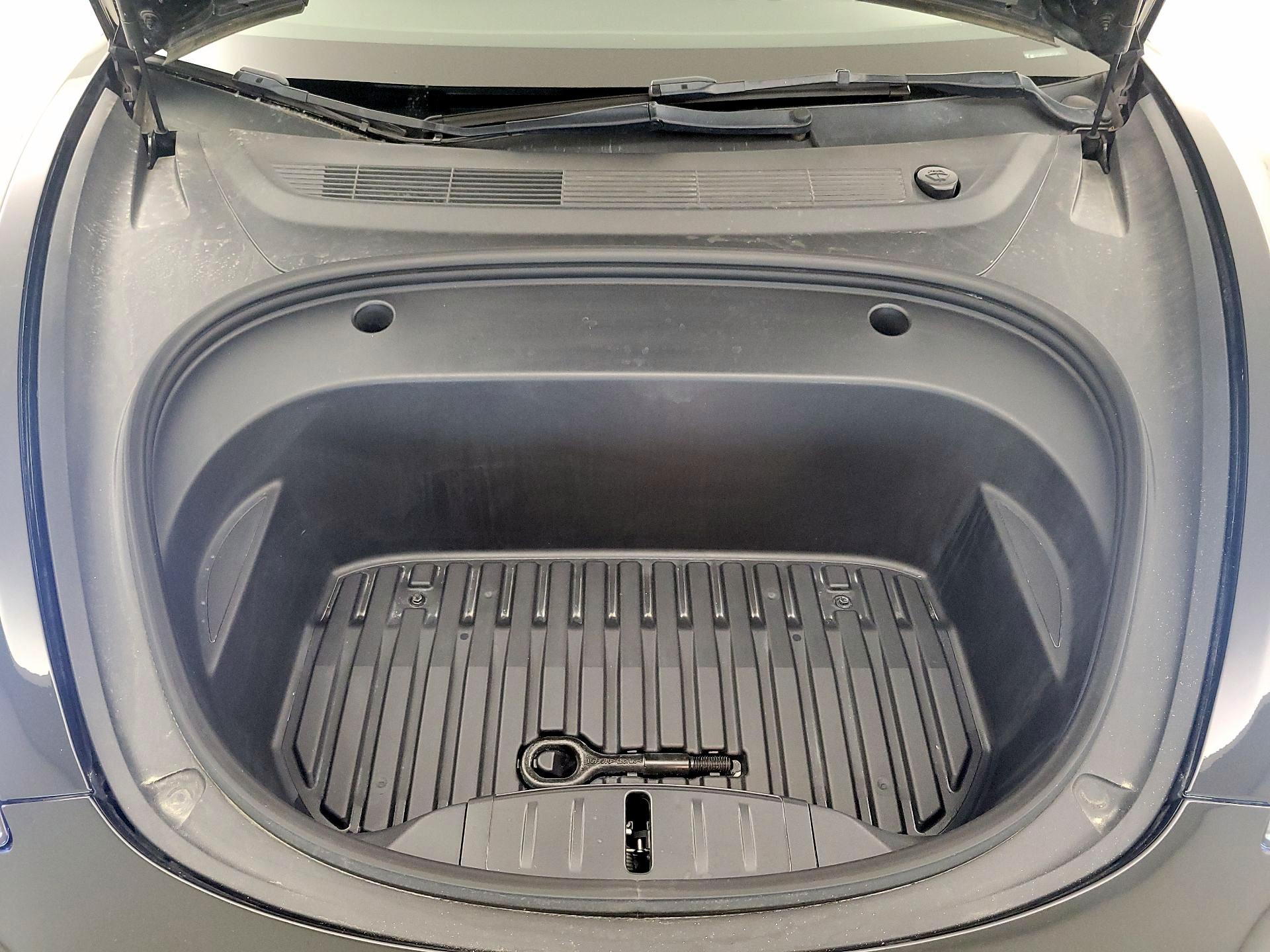 Thumbnail: 2022 Tesla Model 3 - 20