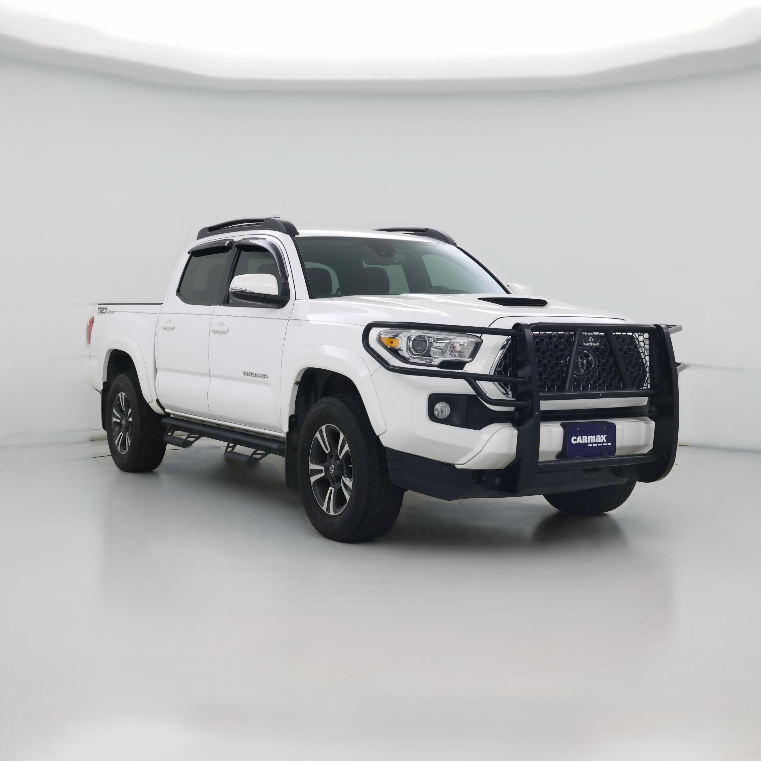 Thumbnail: 2019 Toyota Tacoma - 1
