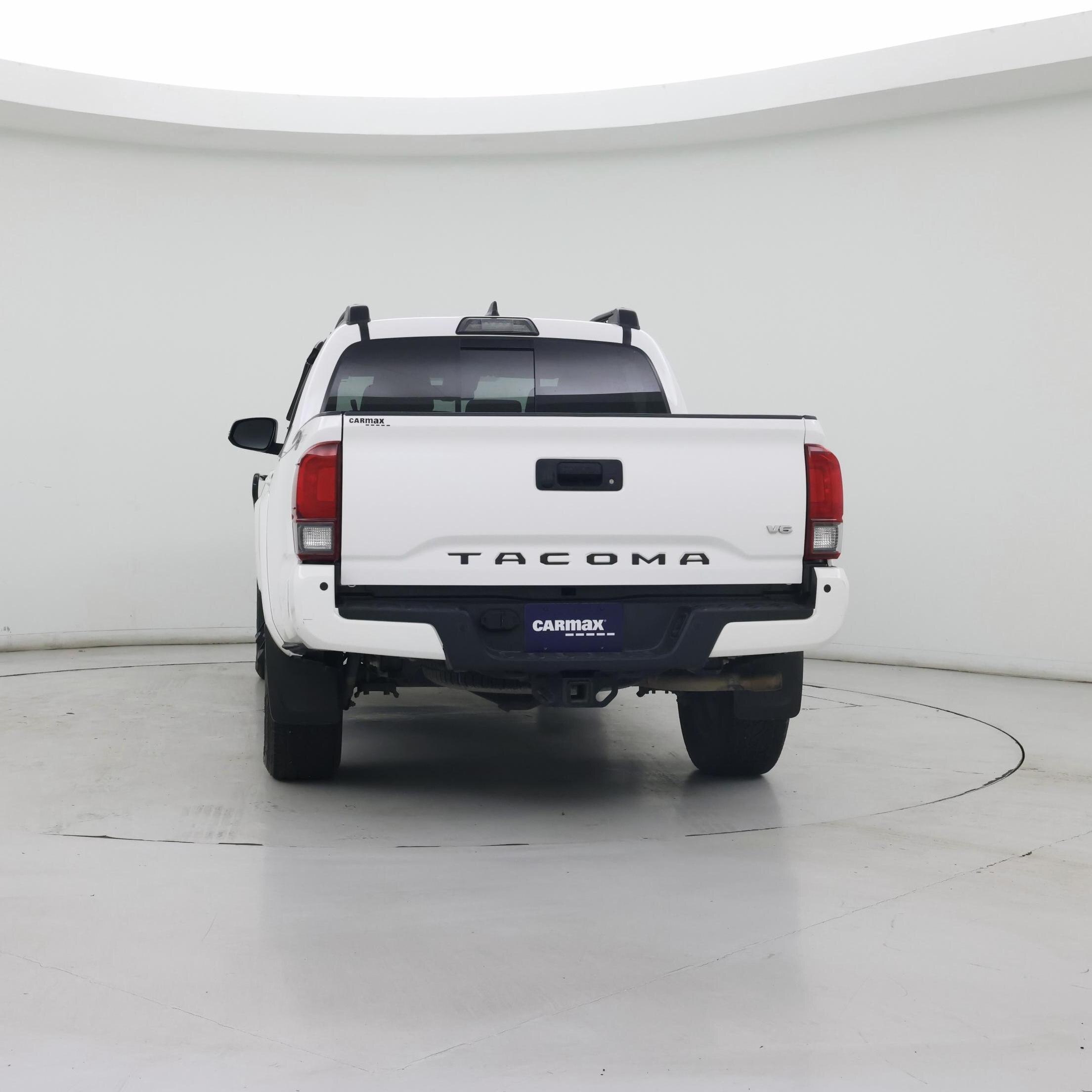 Thumbnail: 2019 Toyota Tacoma - 6