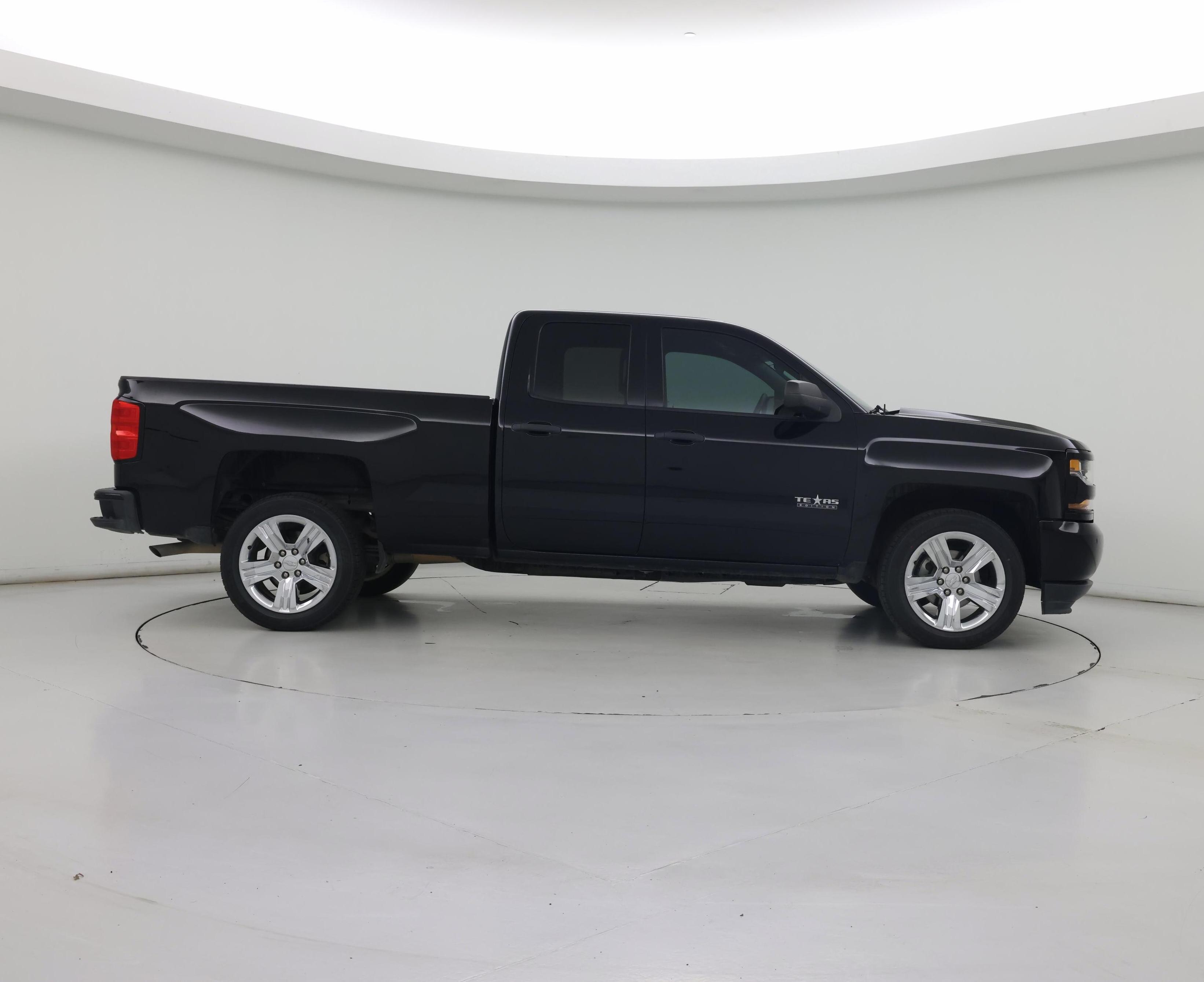 Thumbnail: 2018 Chevrolet Silverado 1500 - 7