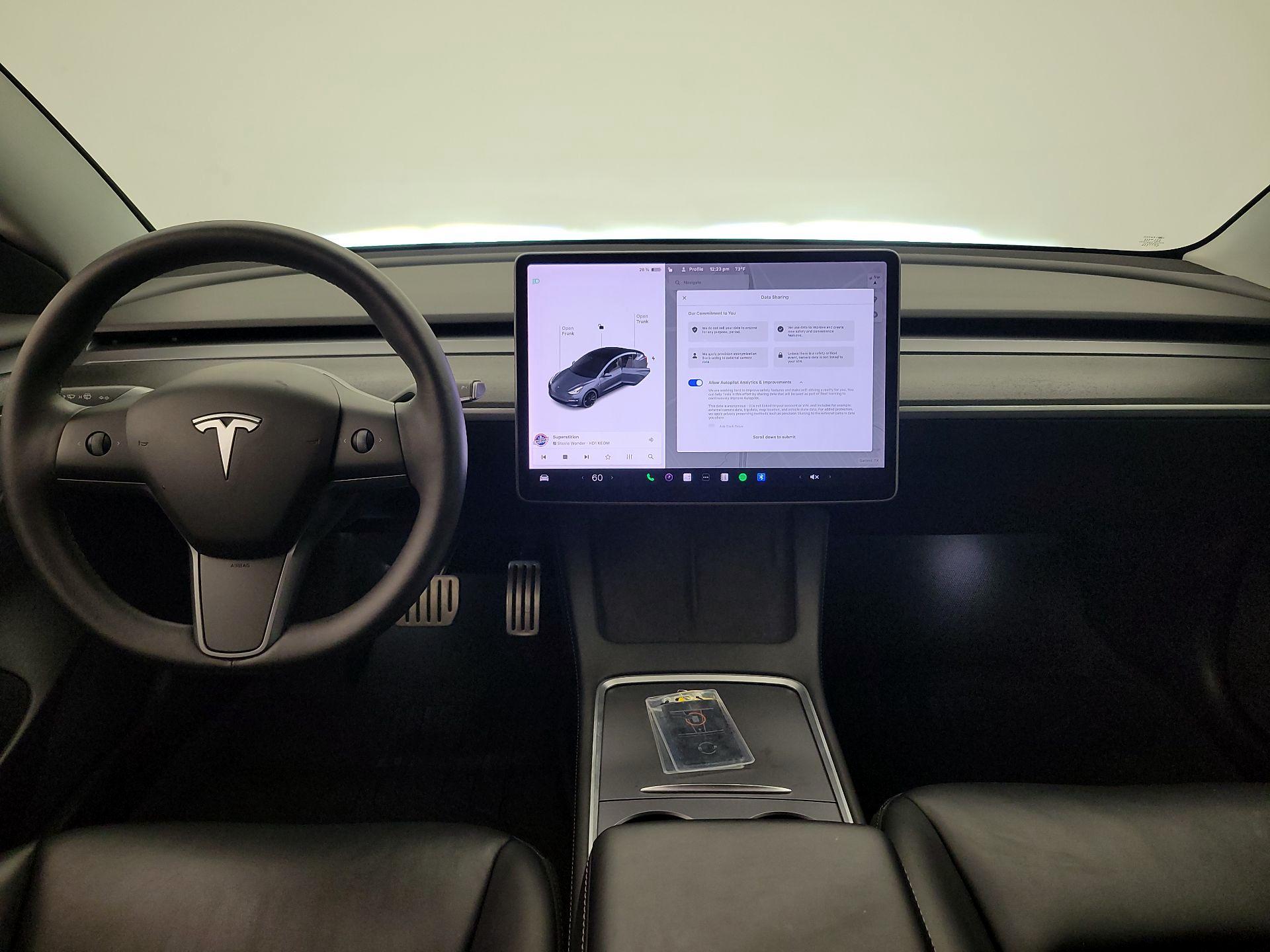 Thumbnail: 2022 Tesla Model 3 - 9