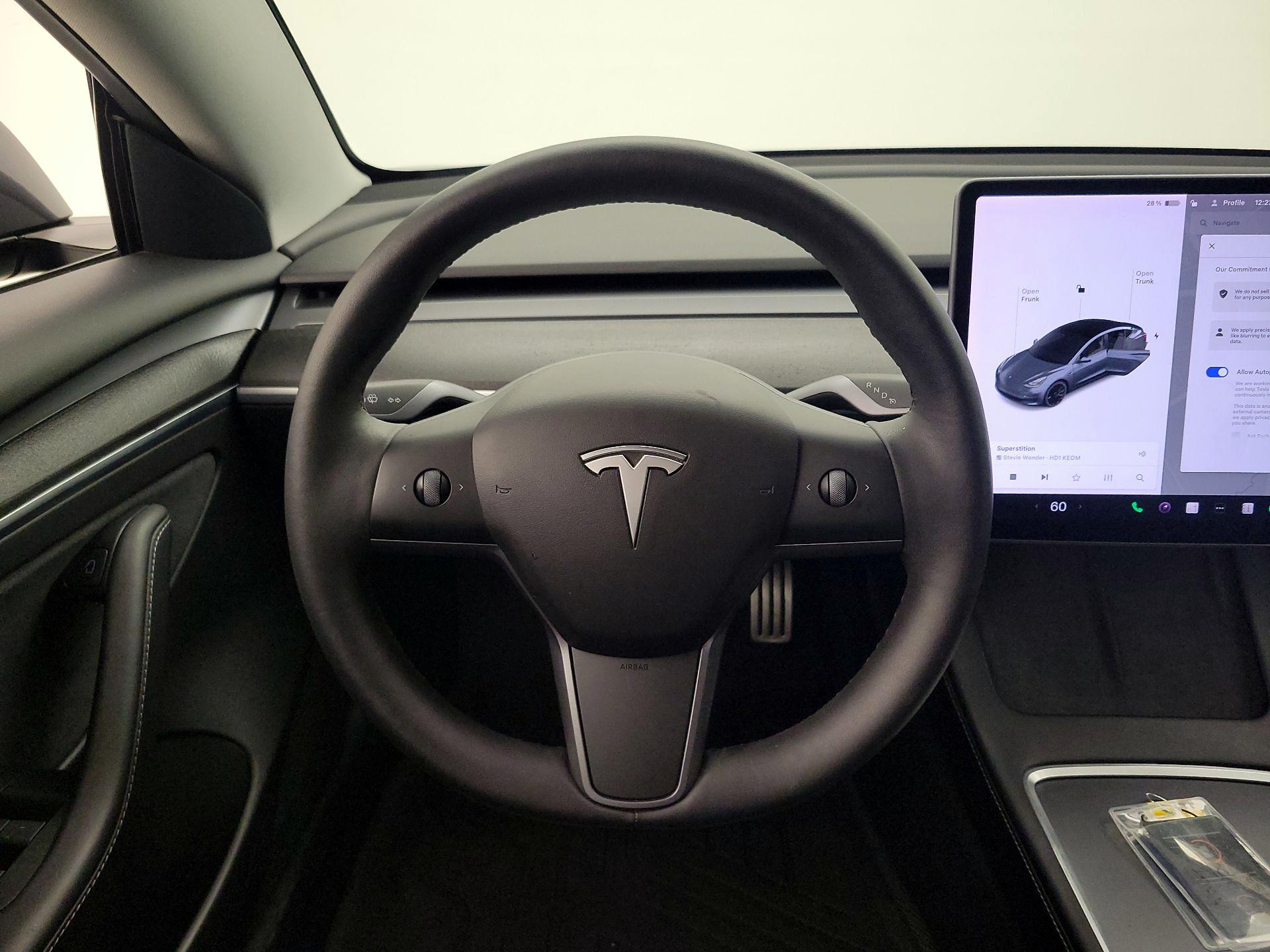 Thumbnail: 2022 Tesla Model 3 - 10