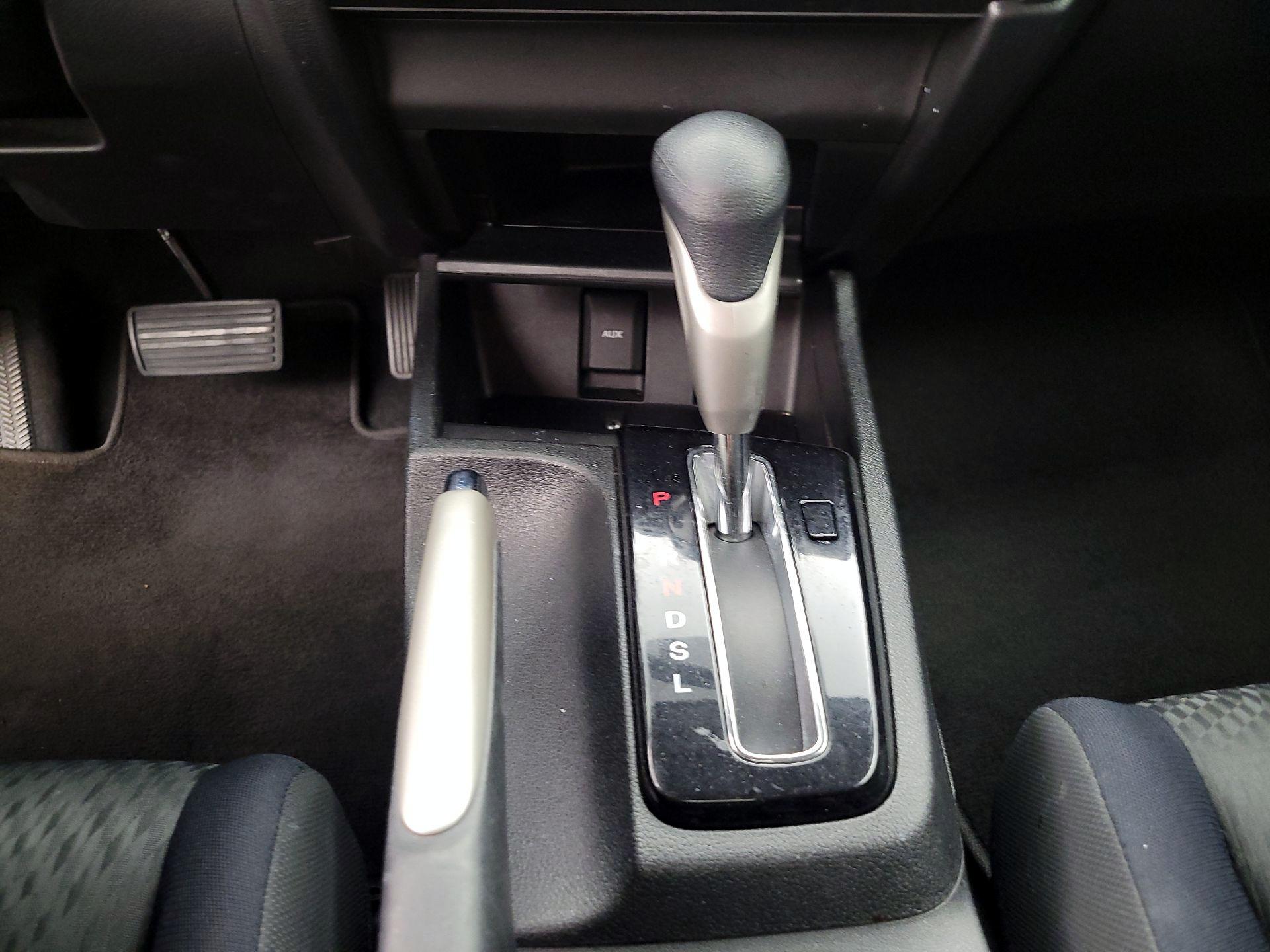 Thumbnail: 2015 Honda Civic - 17