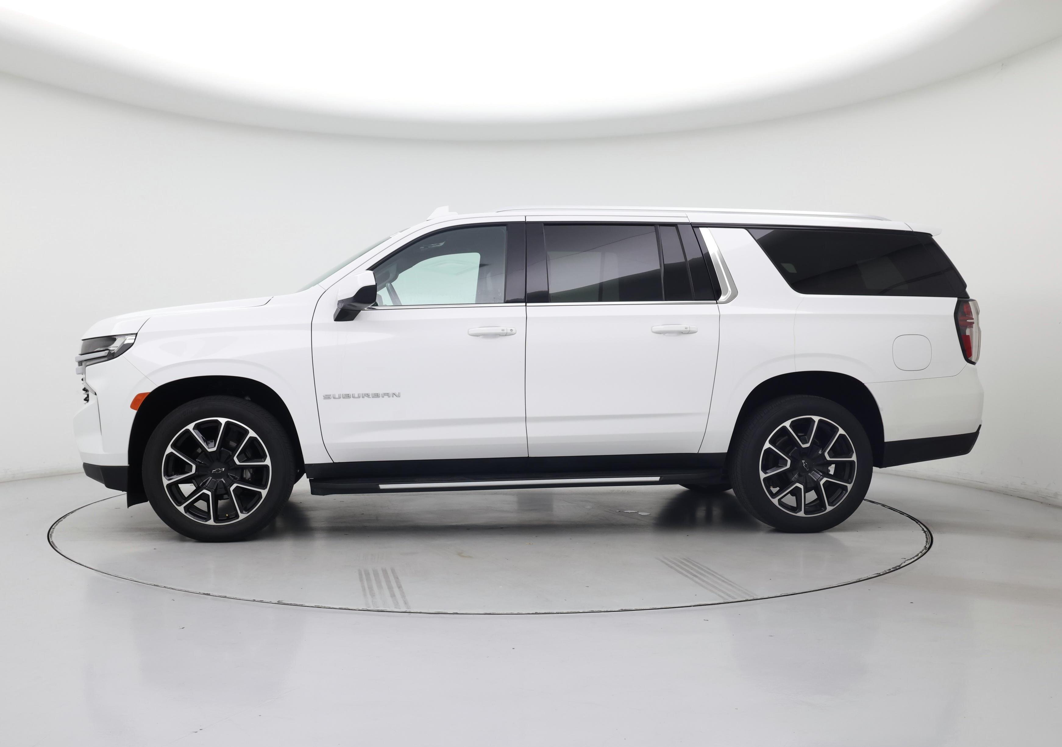Thumbnail: 2021 Chevrolet Suburban - 3