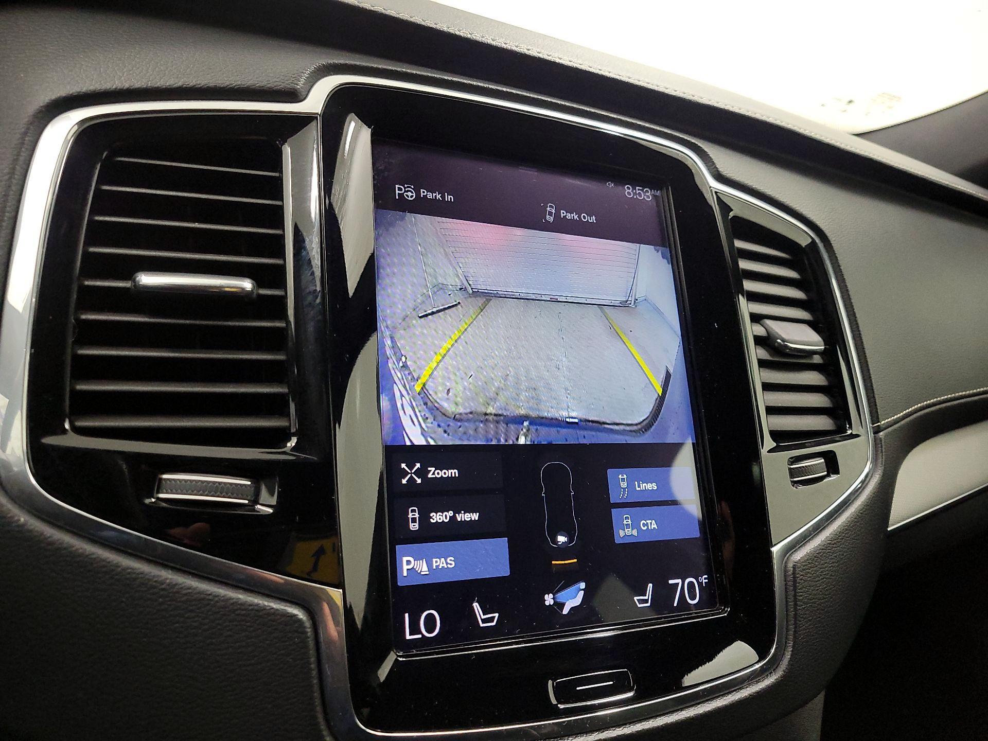 Thumbnail: 2019 Volvo XC90 - 14