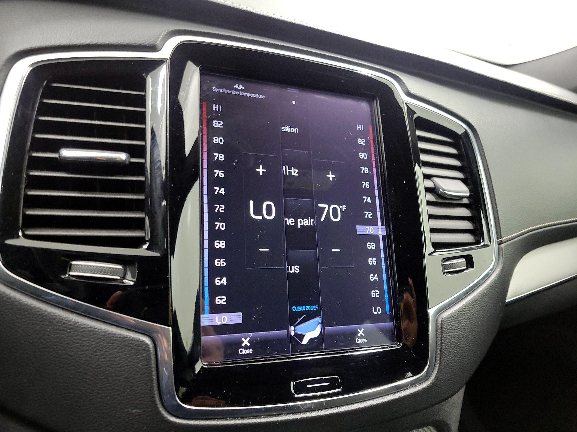 Thumbnail: 2019 Volvo XC90 - 16