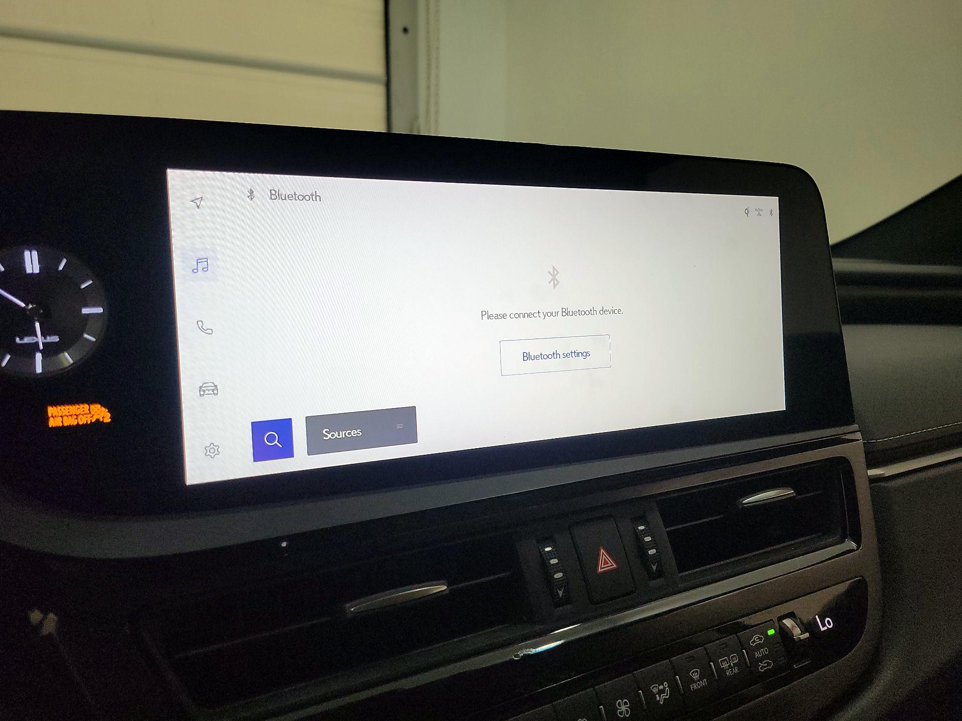 Thumbnail: 2024 Lexus ES - 15