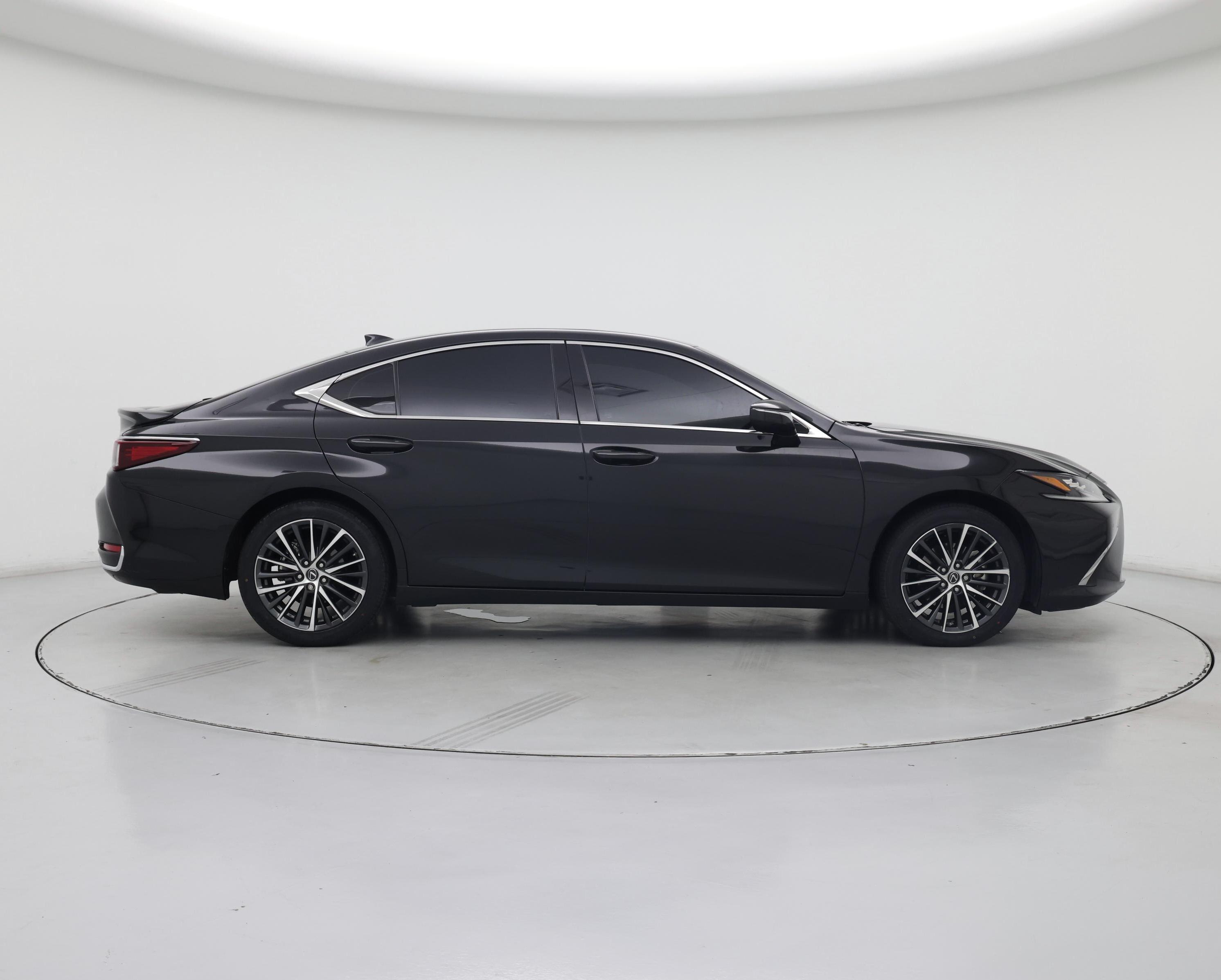 Thumbnail: 2024 Lexus ES - 7