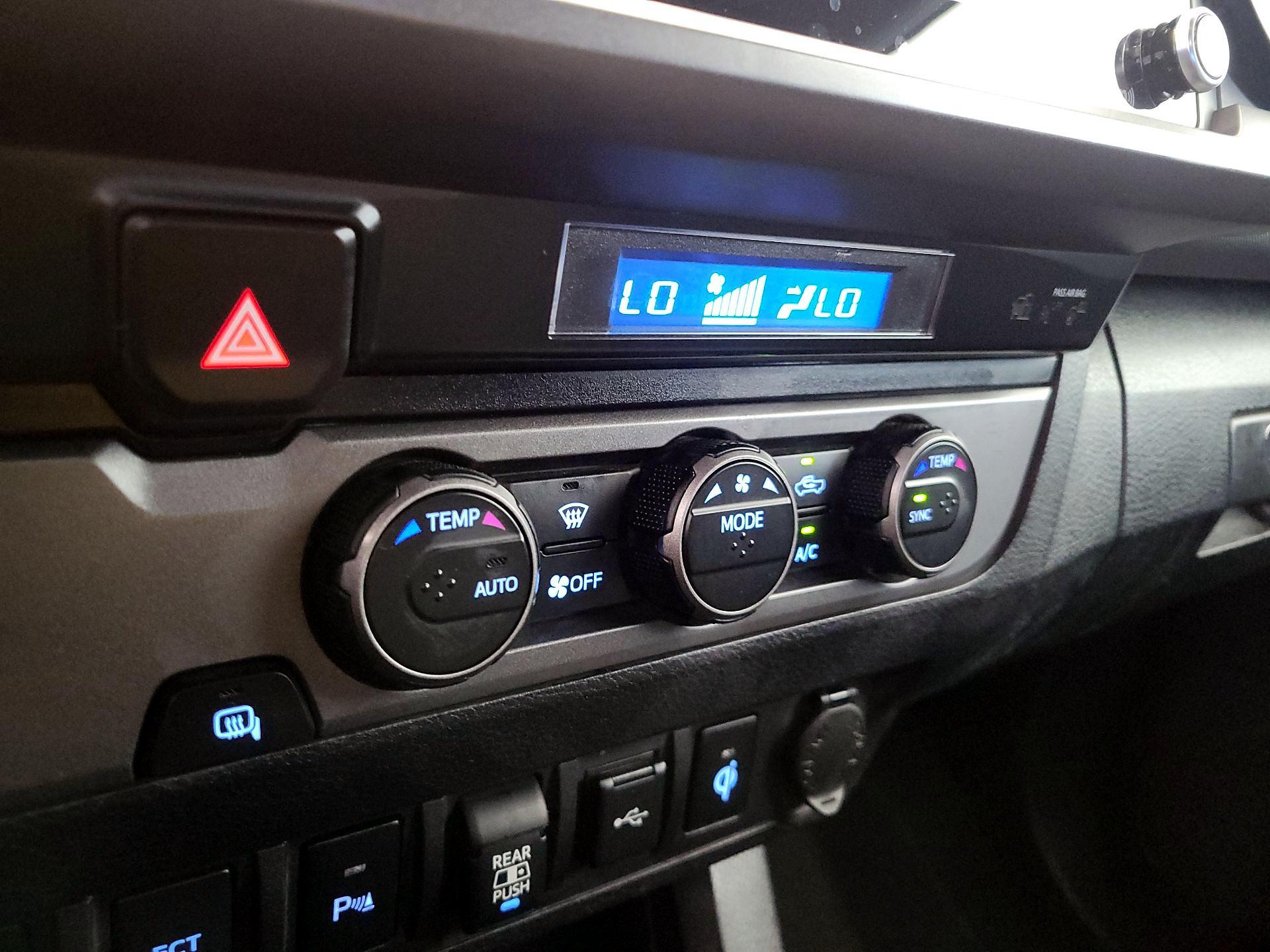 Thumbnail: 2021 Toyota Tacoma - 16