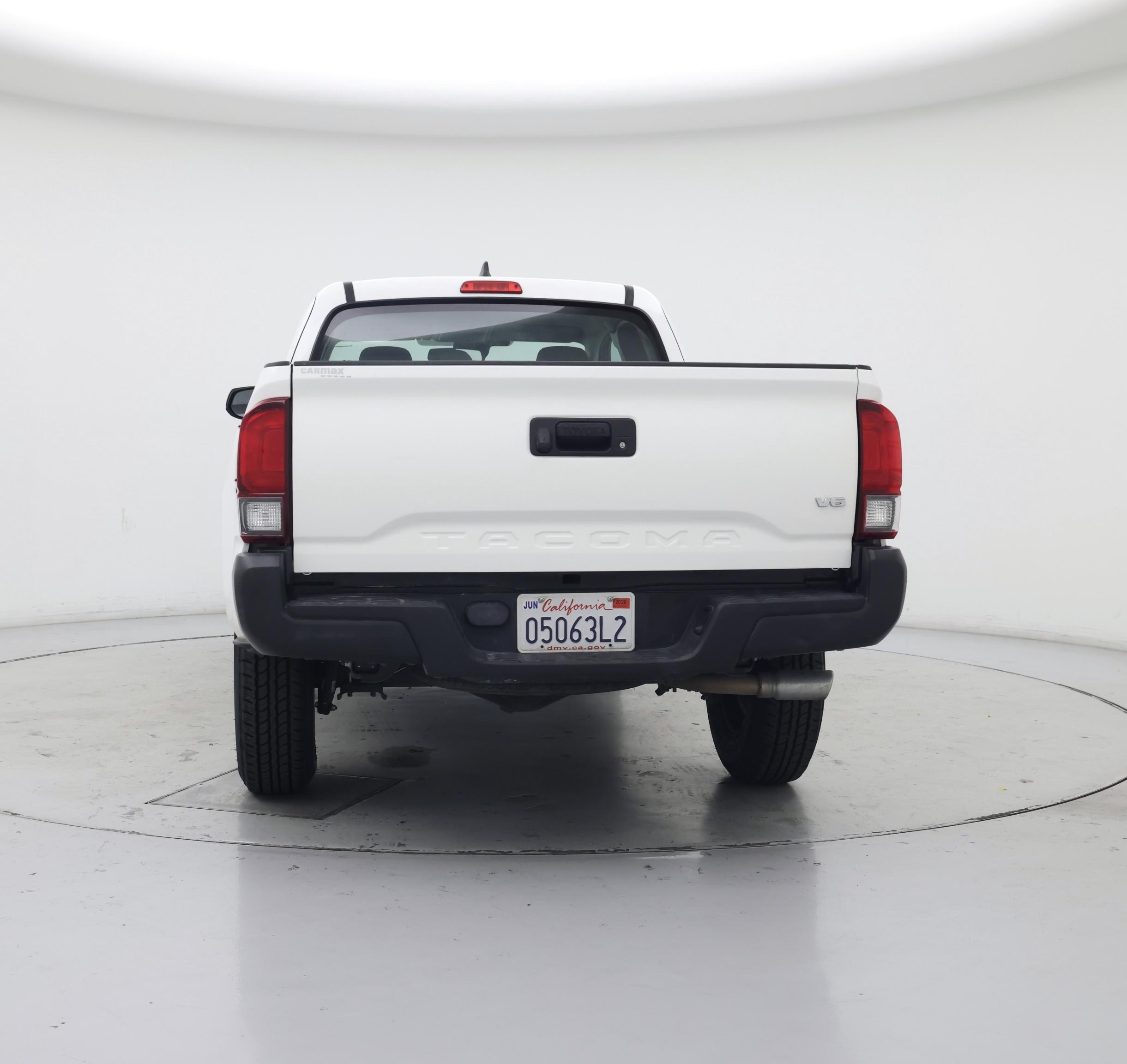 Thumbnail: 2018 Toyota Tacoma - 6