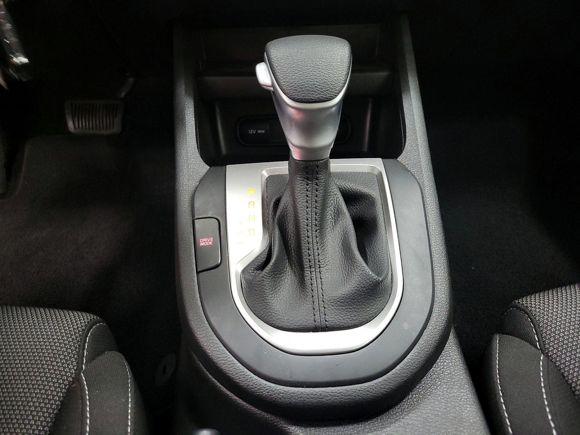 Thumbnail: 2023 Kia Forte - 17