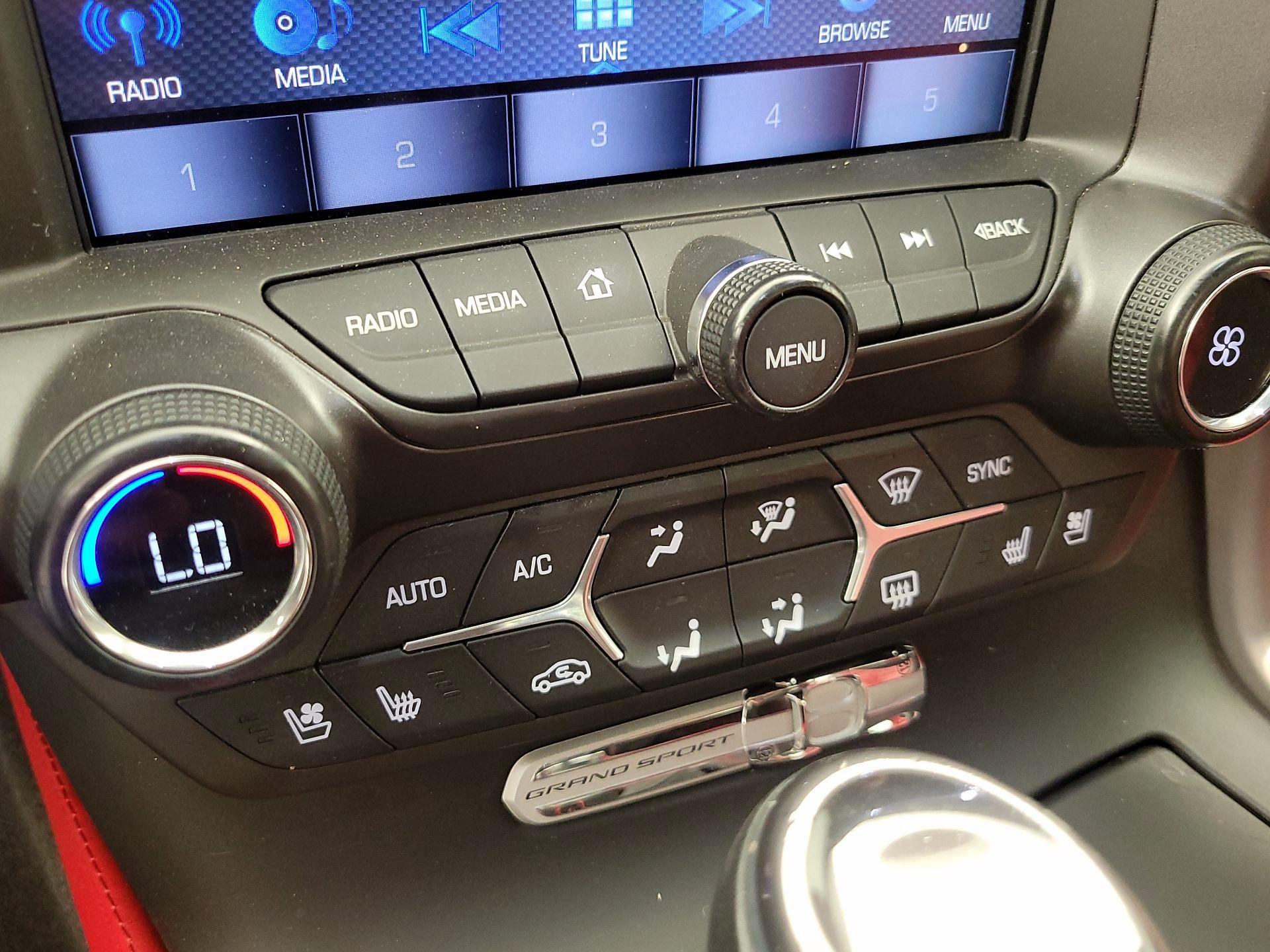 Thumbnail: 2018 Chevrolet Corvette - 17