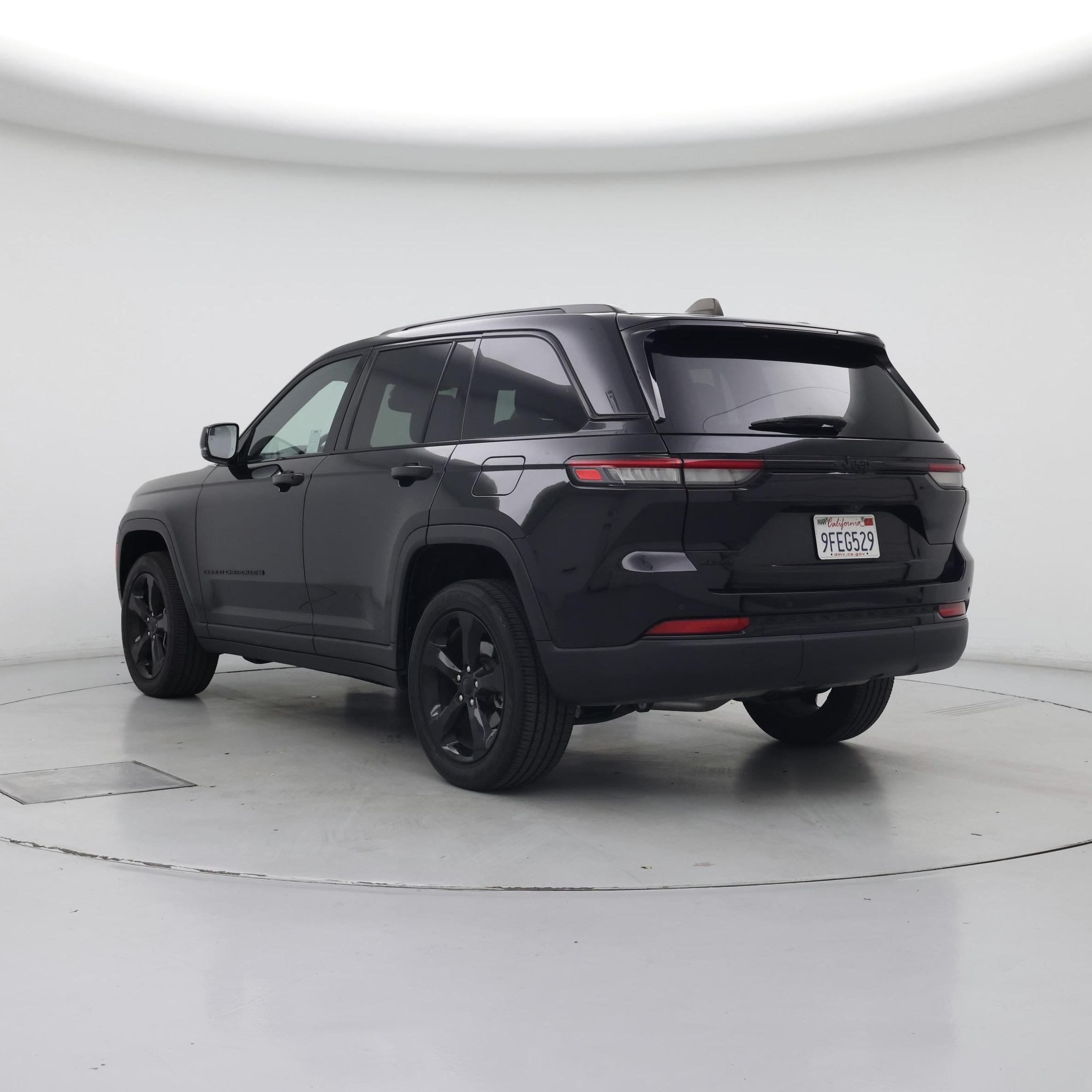Thumbnail: 2023 Jeep Grand Cherokee - 2