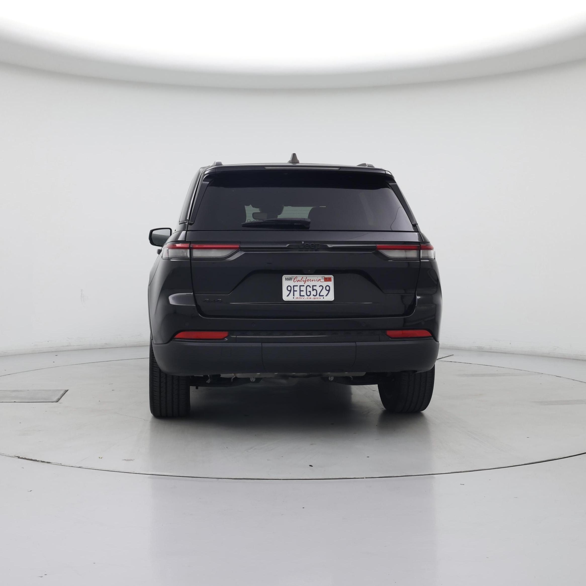 Thumbnail: 2023 Jeep Grand Cherokee - 6