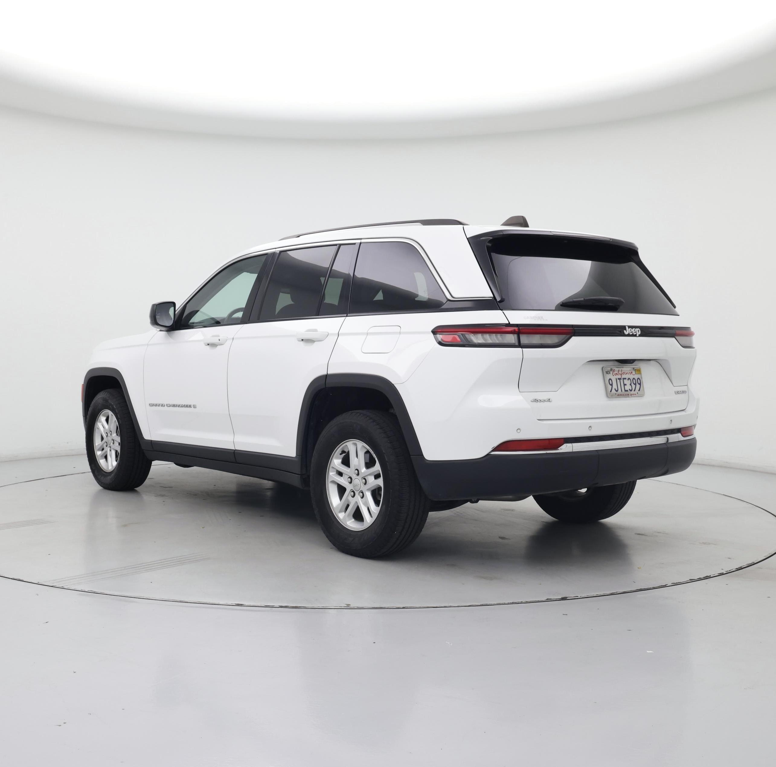 Thumbnail: 2023 Jeep Grand Cherokee - 2