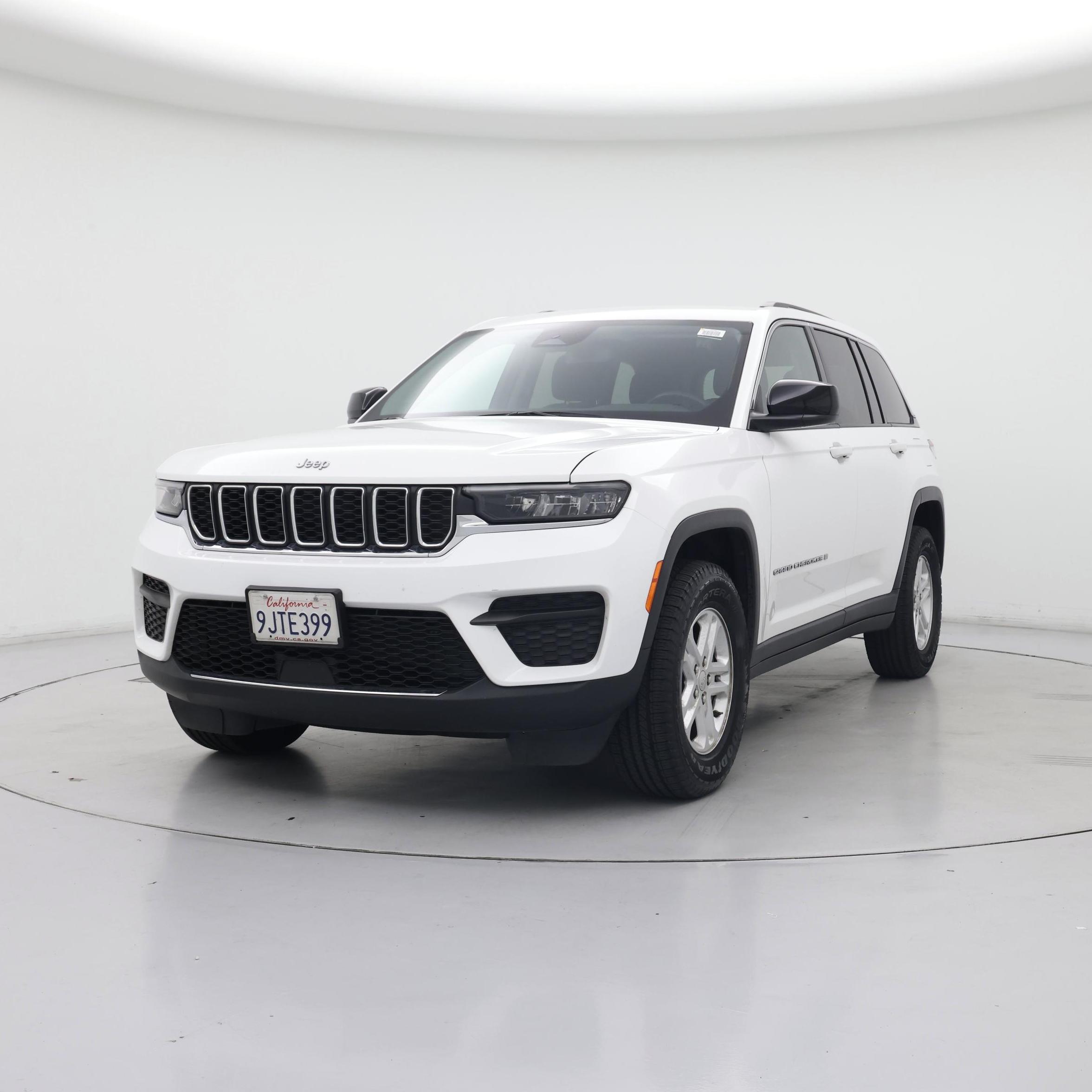 Thumbnail: 2023 Jeep Grand Cherokee - 4
