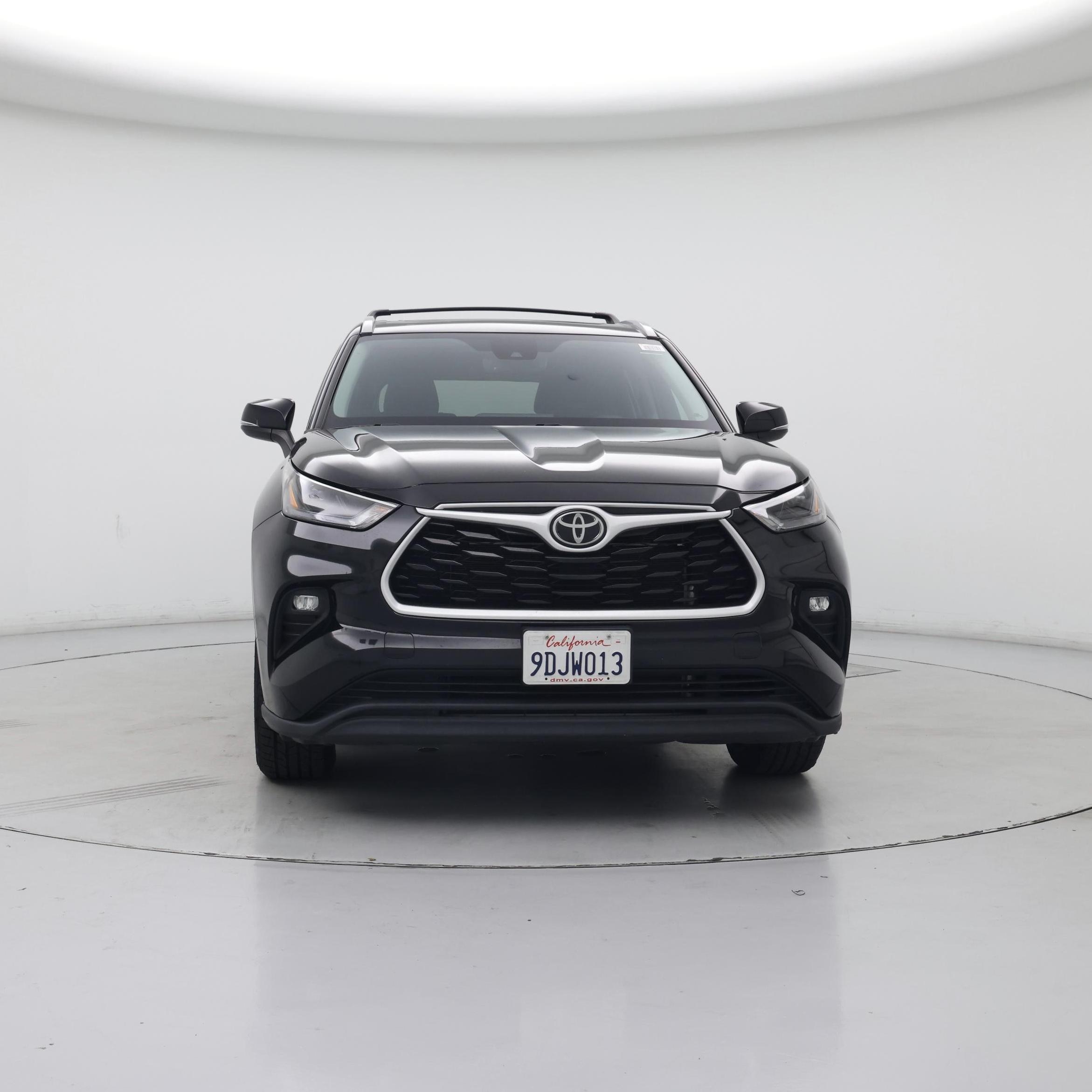 Thumbnail: 2022 Toyota Highlander - 5