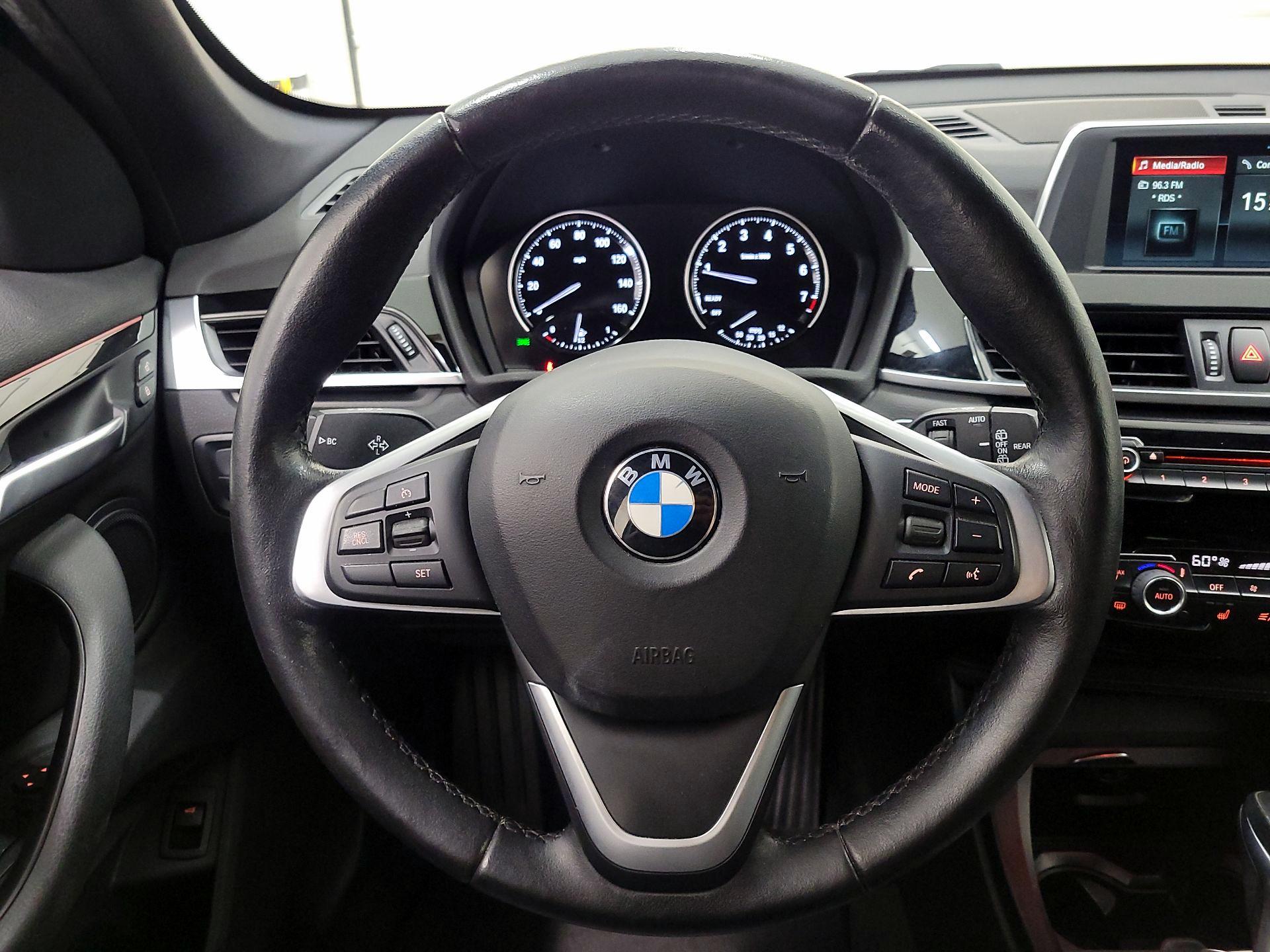 Thumbnail: 2018 BMW X1 - 10