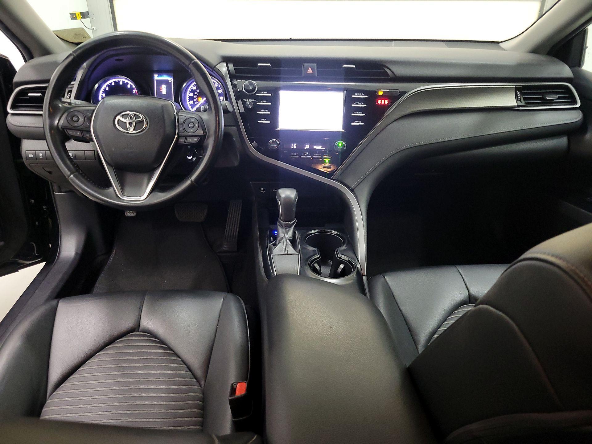 Thumbnail: 2019 Toyota Camry - 9