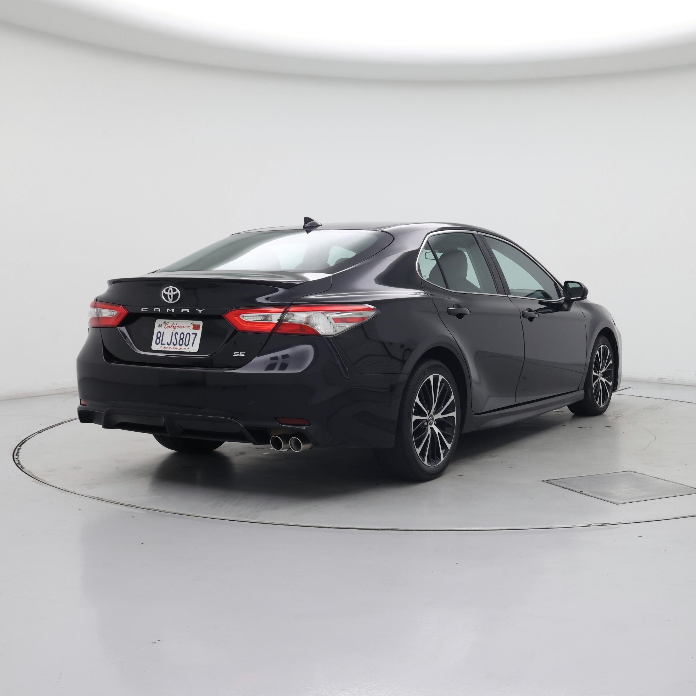 Thumbnail: 2019 Toyota Camry - 8