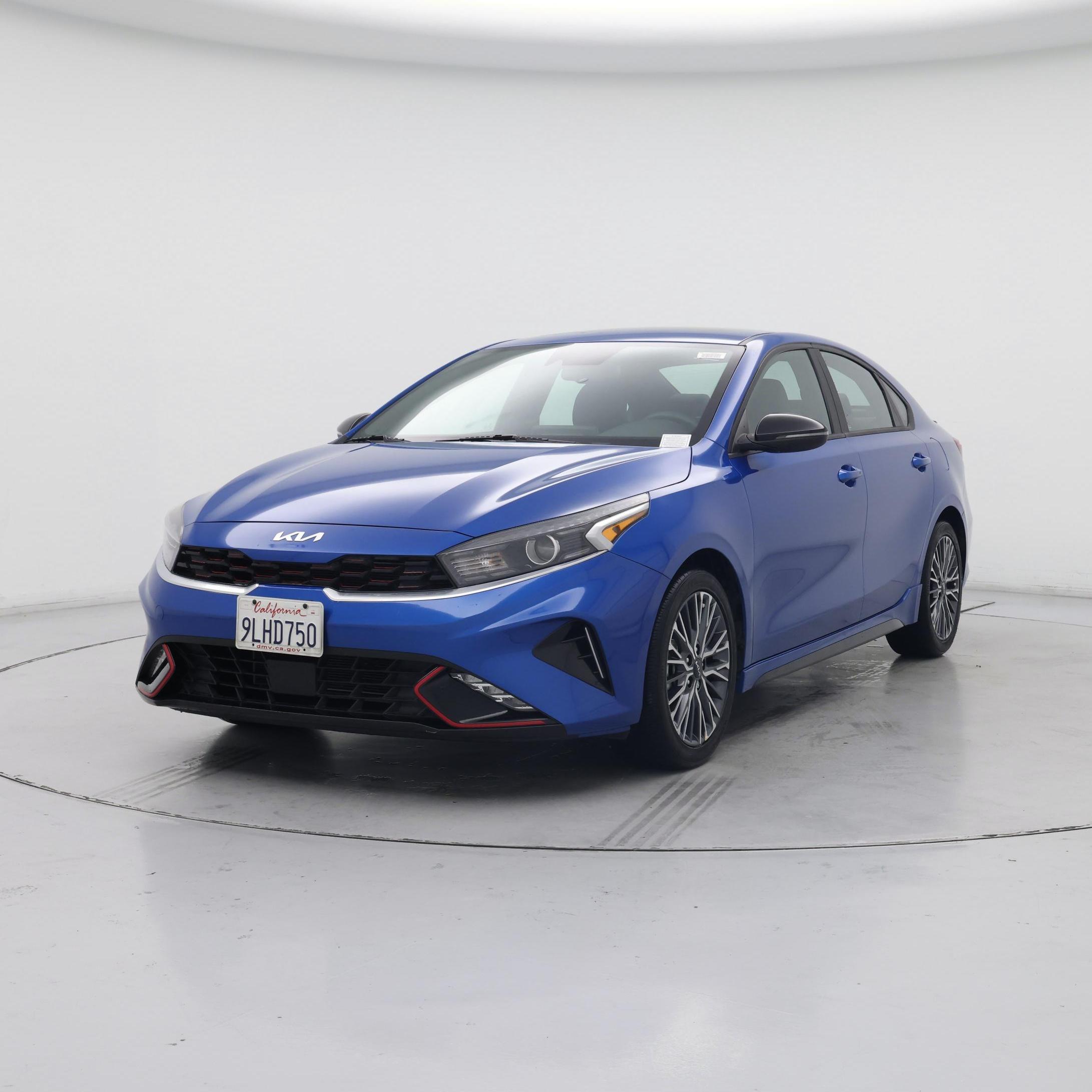 Thumbnail: 2024 Kia Forte - 4